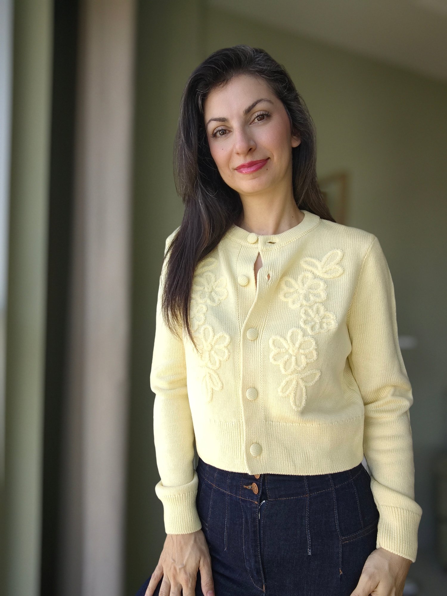İsleme Detaylı Hırka Sarı