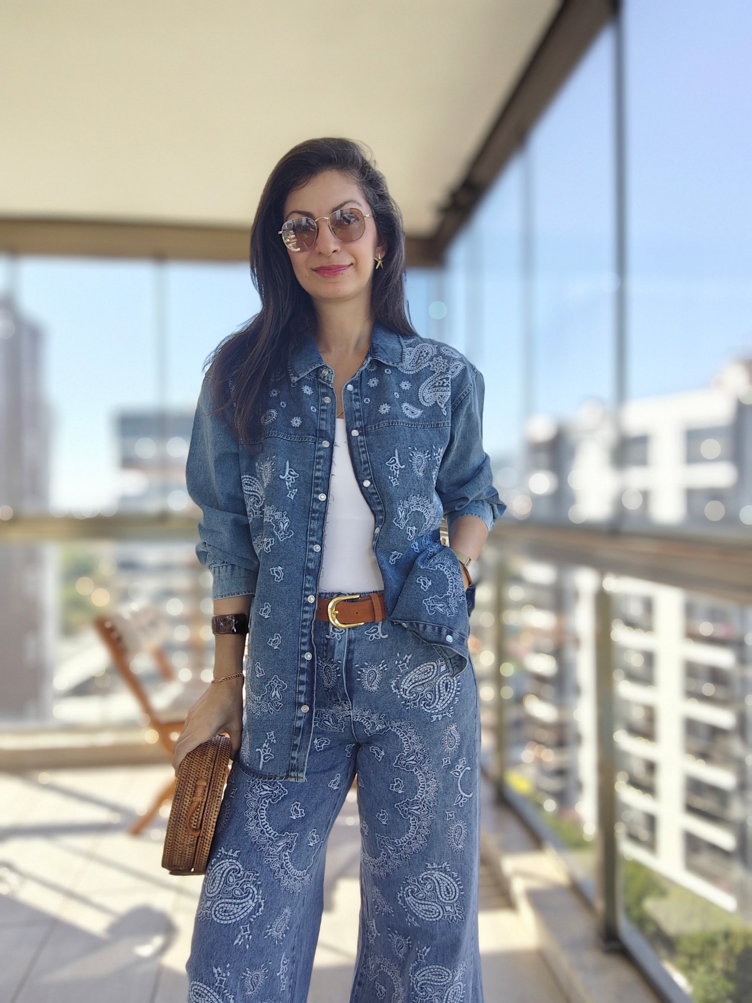 Marka Model Nakışlı Jean Takım