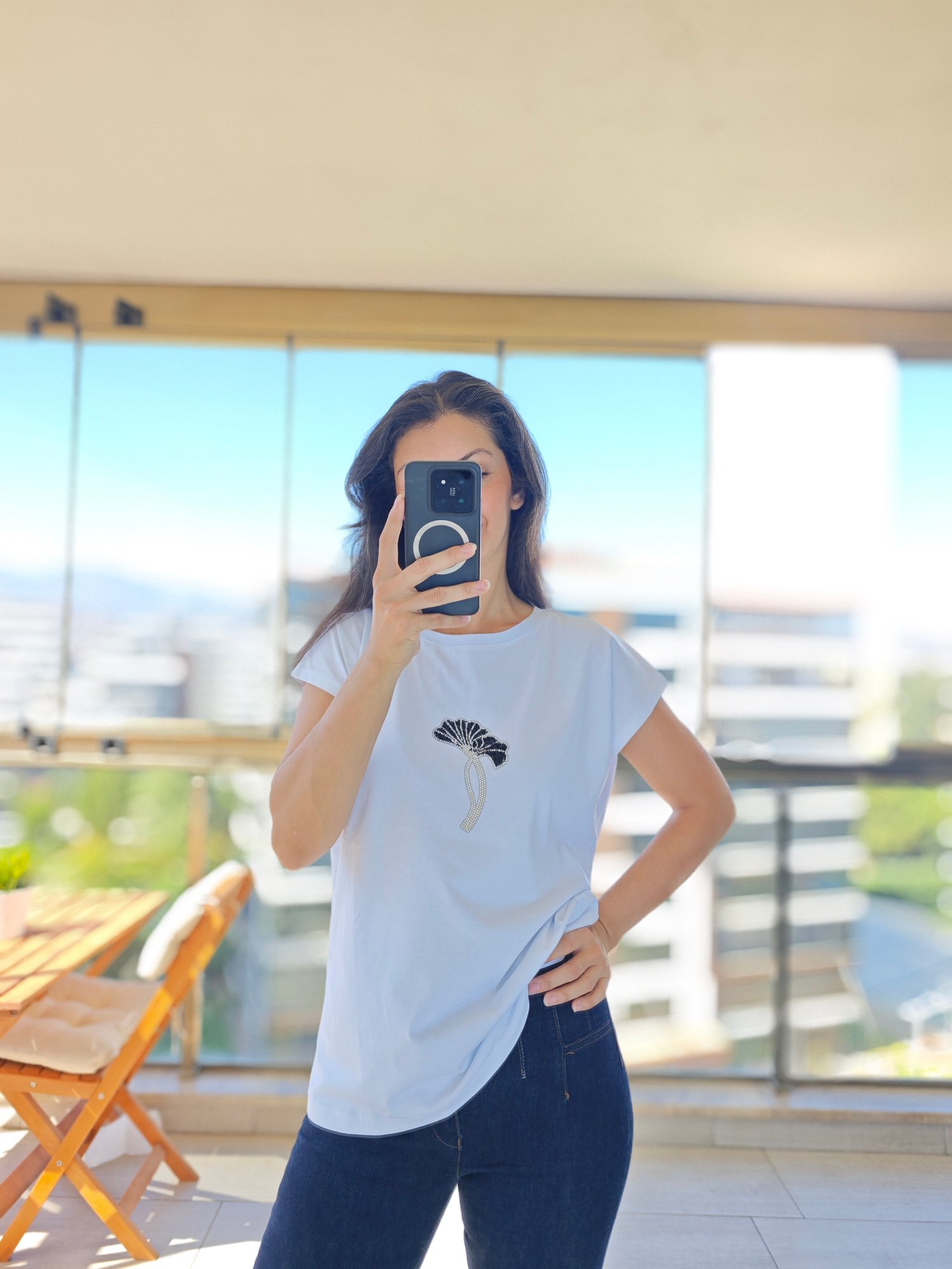 Taş Detaylı Tshirt Beyaz