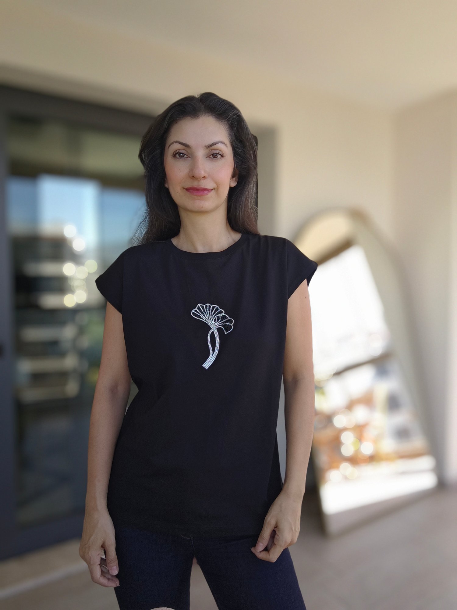 Taş Detaylı Tshirt Siyah