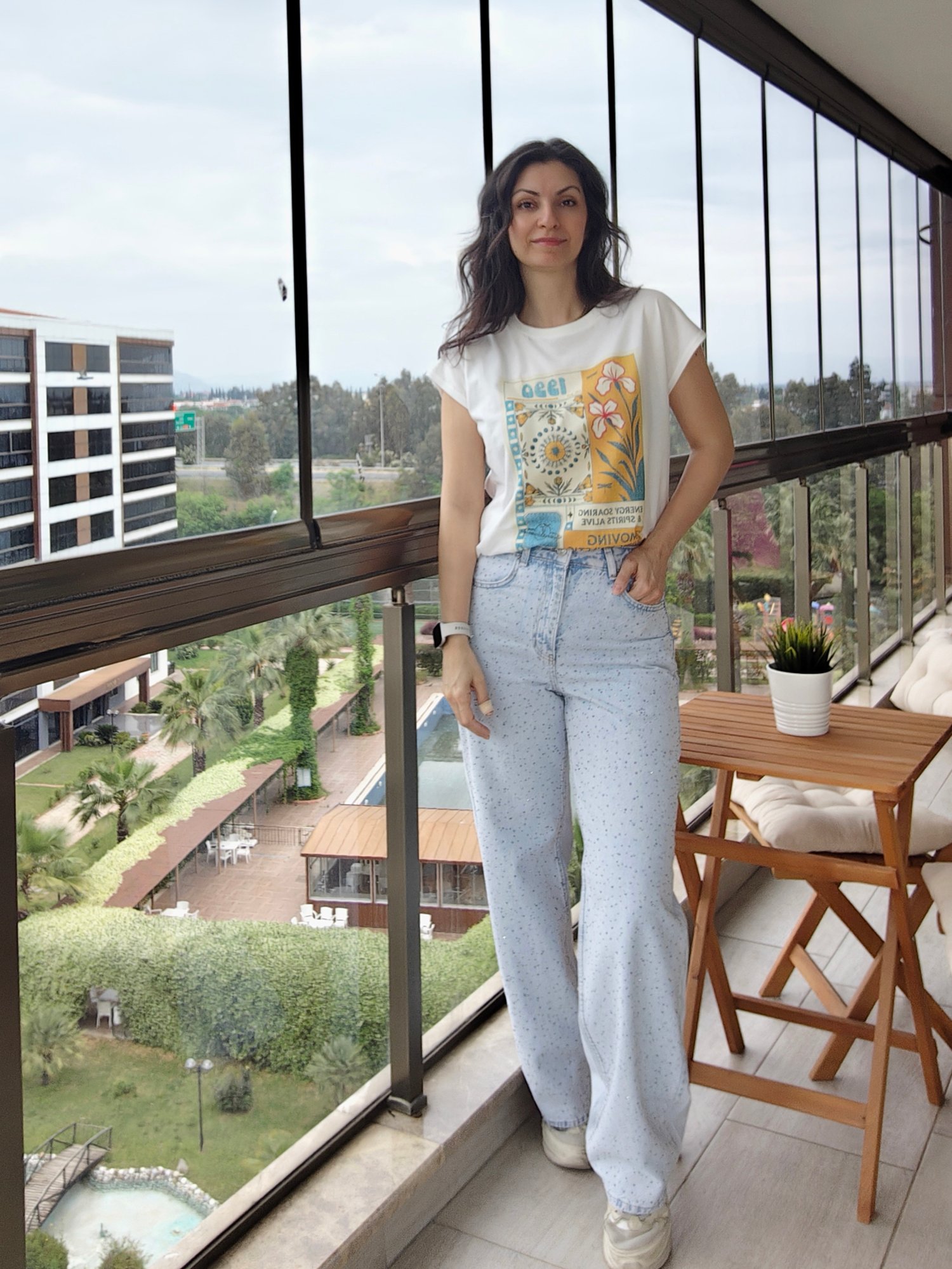 Taşlı Jean