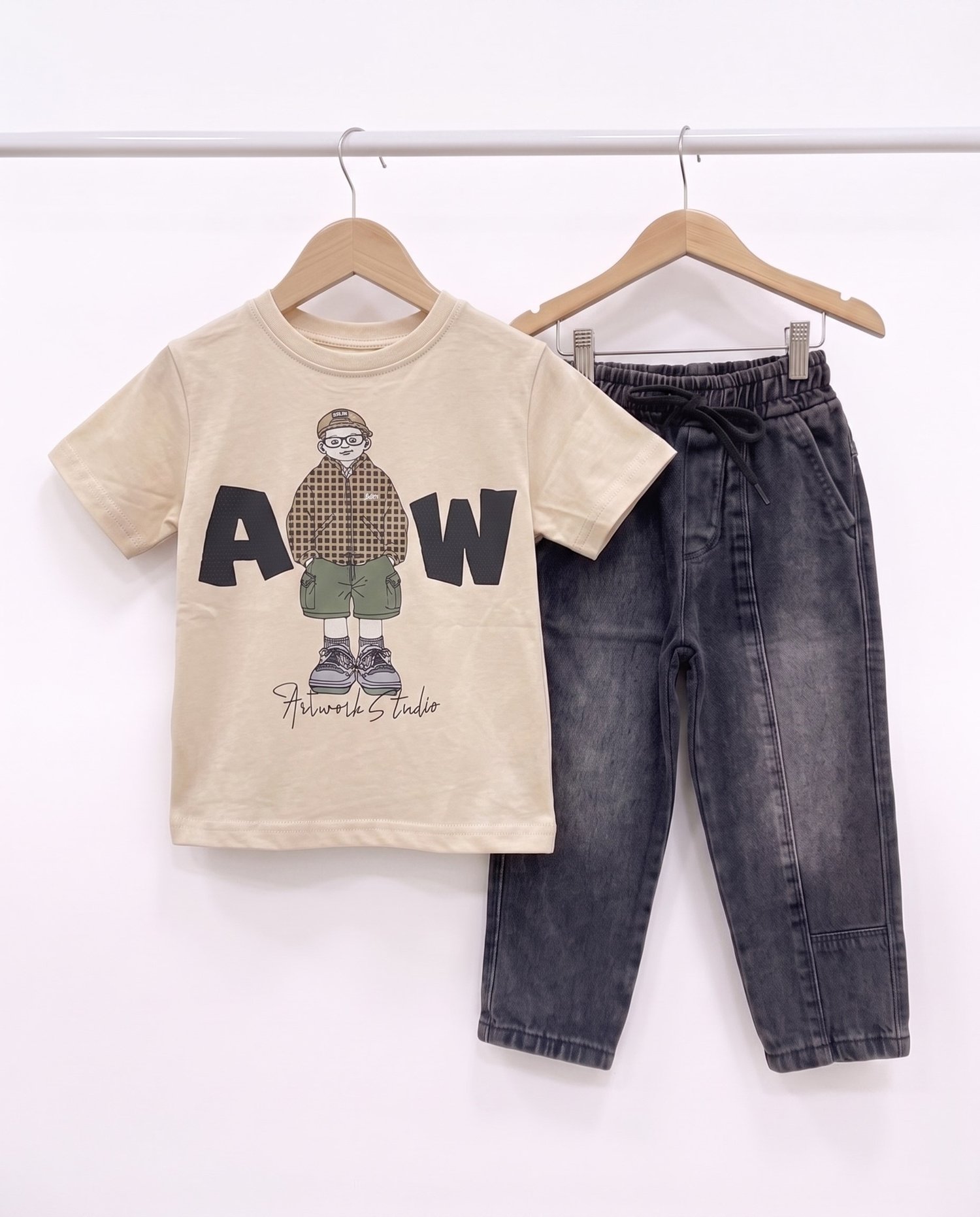 50409-1 Baskılı Tişört Baggy Jean Pantolonlu Erkek Takım KREM