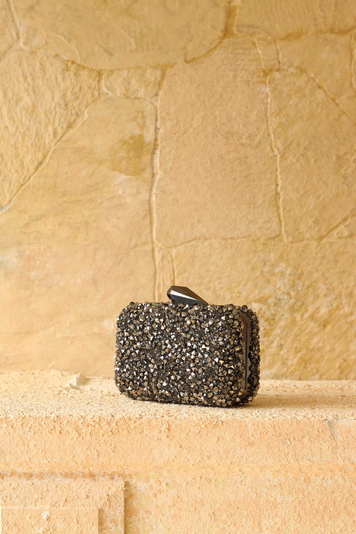 brightness-tasli-clutch-canta-platin-4b58-8.jpg