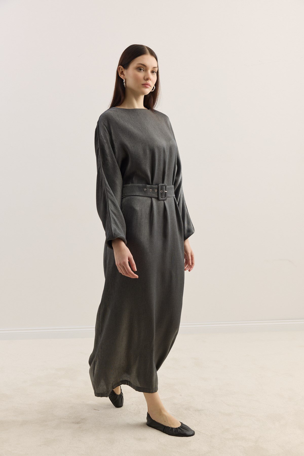 diana-kemerli-elbise-siyah-4d54b9.jpg