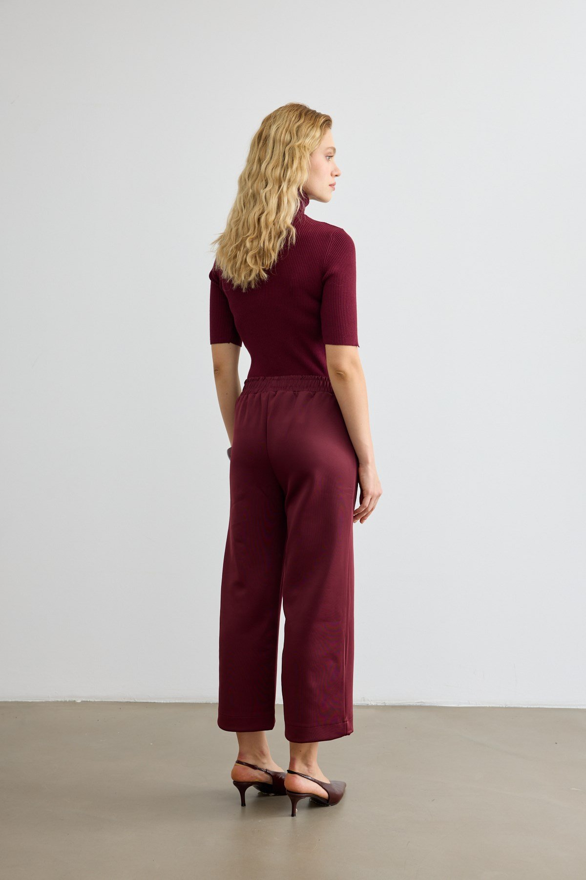 dikis-detayli-scuba-pantolon-bordo-a89-43.jpg