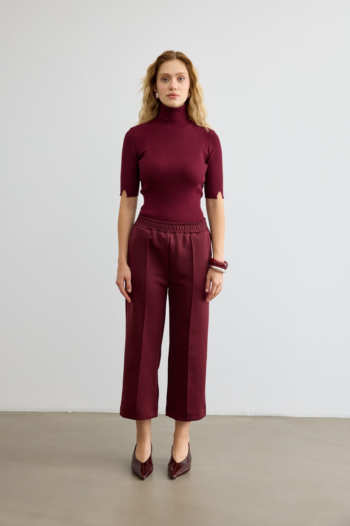 dikis-detayli-scuba-pantolon-bordo-d6e-ea.jpg