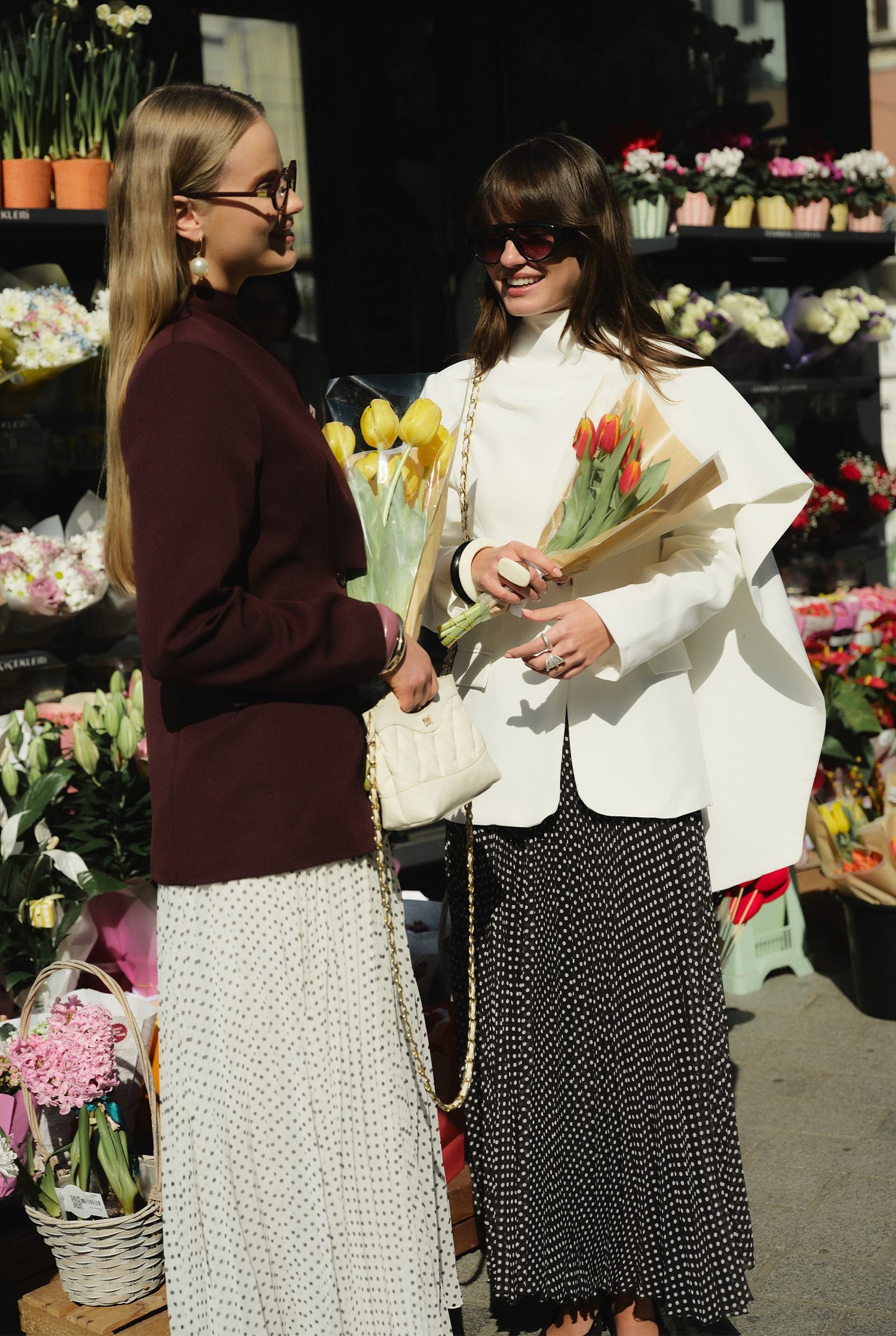 pelerin-detayli-blazer-ceket-beyaz--83008.jpg