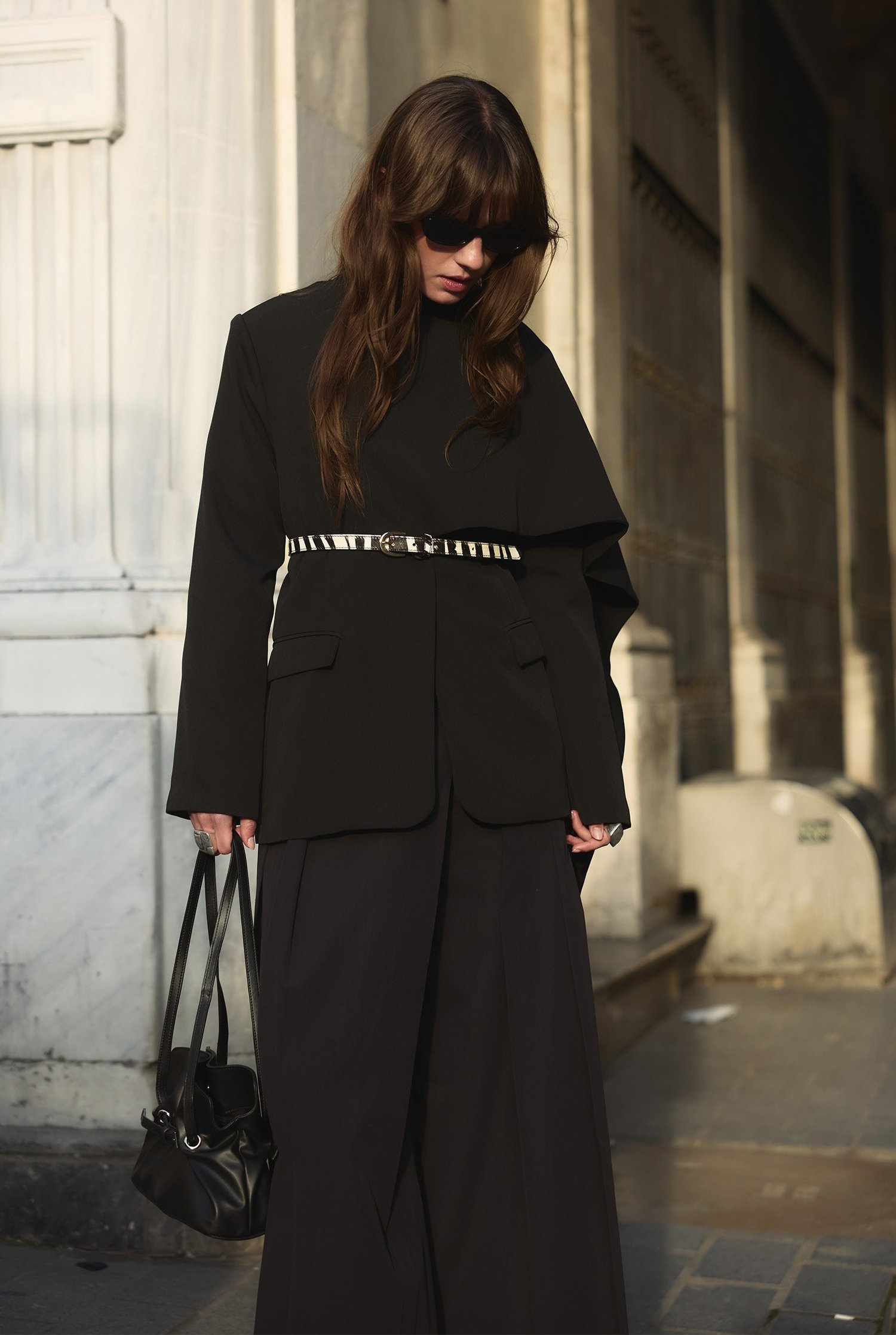 pelerin-detayli-blazer-ceket-siyah-1bdd-a.jpg