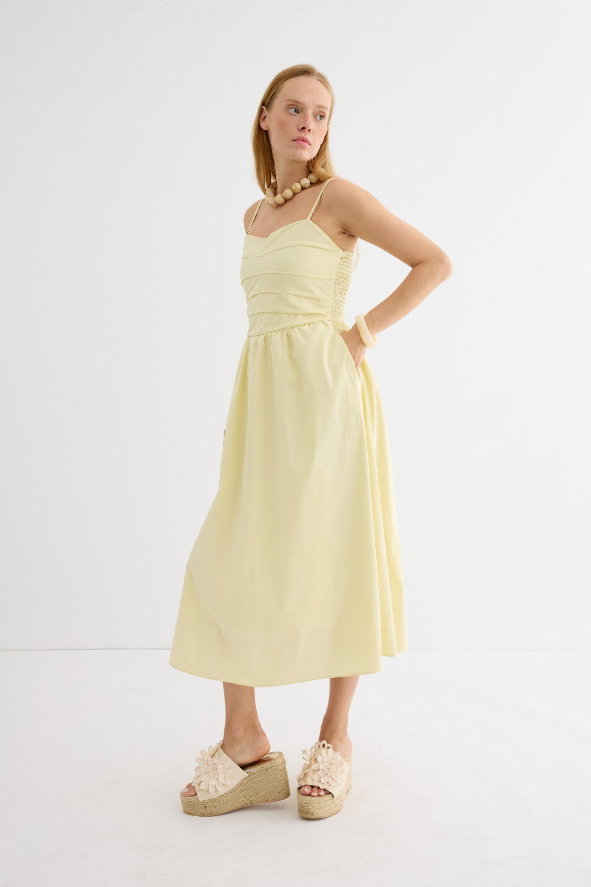 pileli-askili-elbise-soft-sari--42bb-.jpg