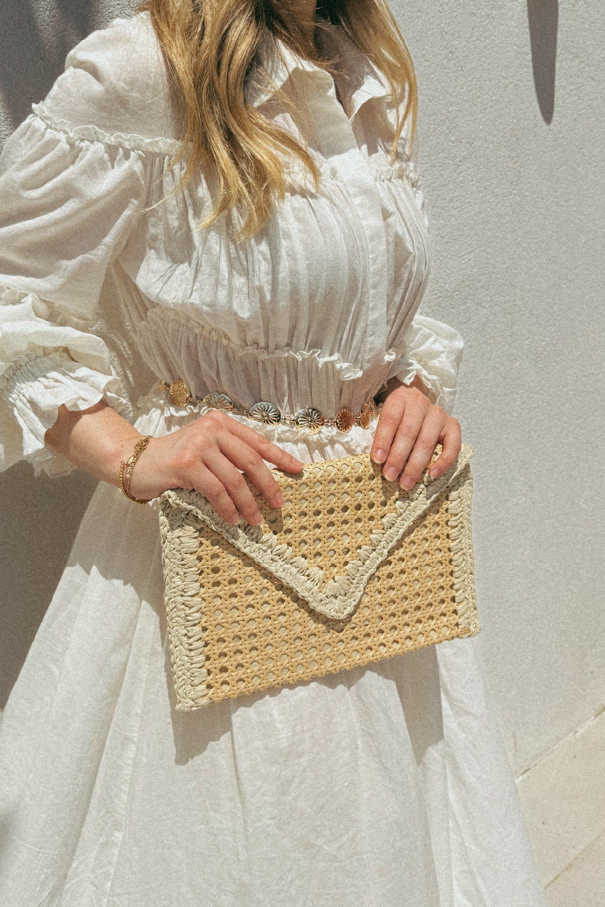 sole-hasir-clutch-canta-bej-fe-4d1.jpg