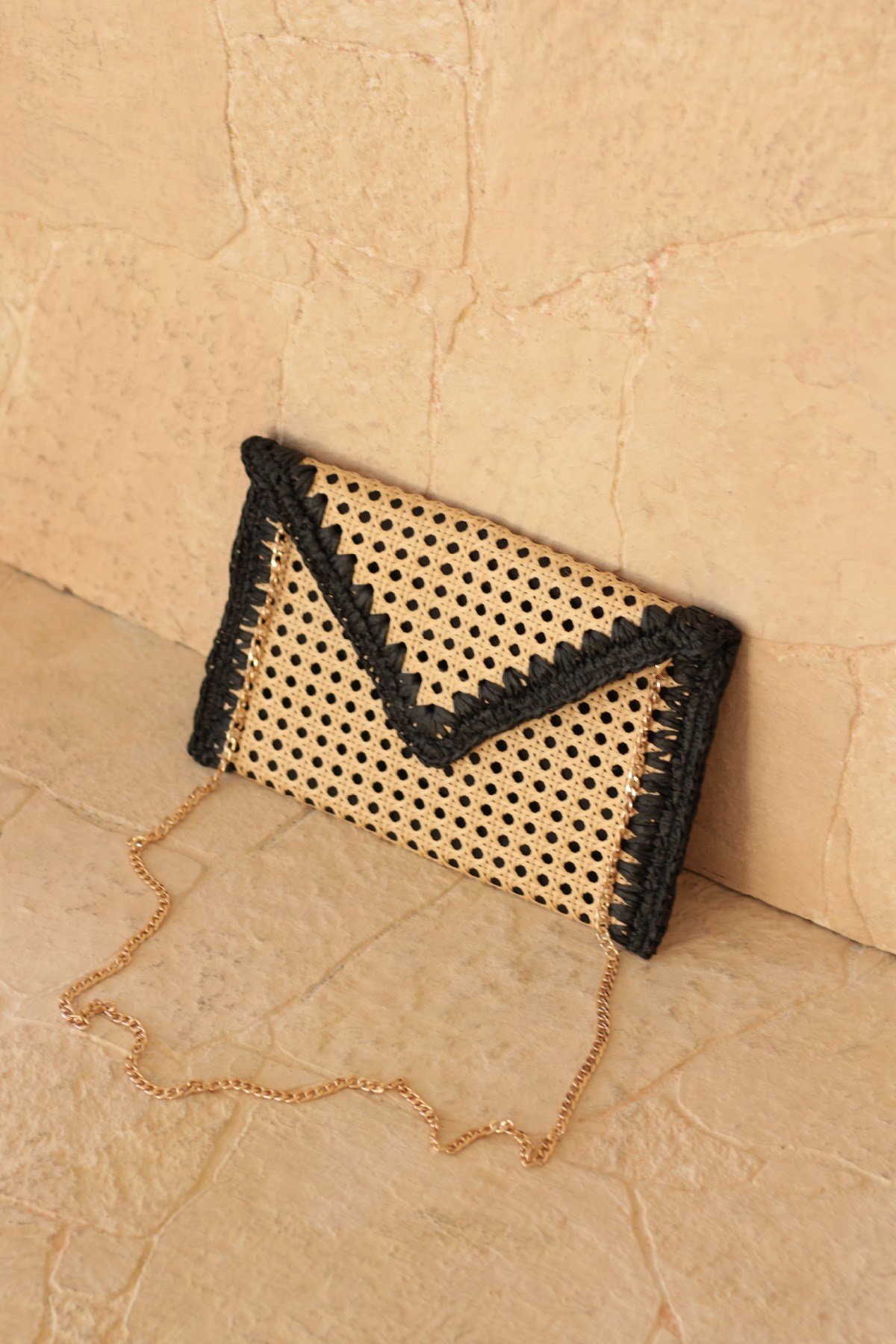 sole-hasir-clutch-canta-siyah-c97-33.jpg