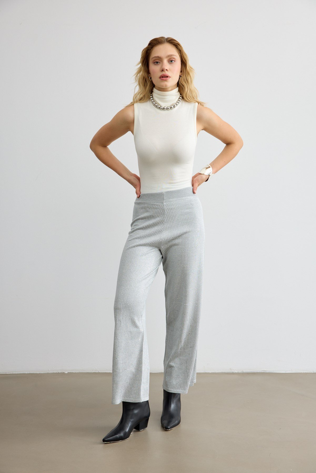 tasli-triko-pantolon-gumus-eb85-4.jpg