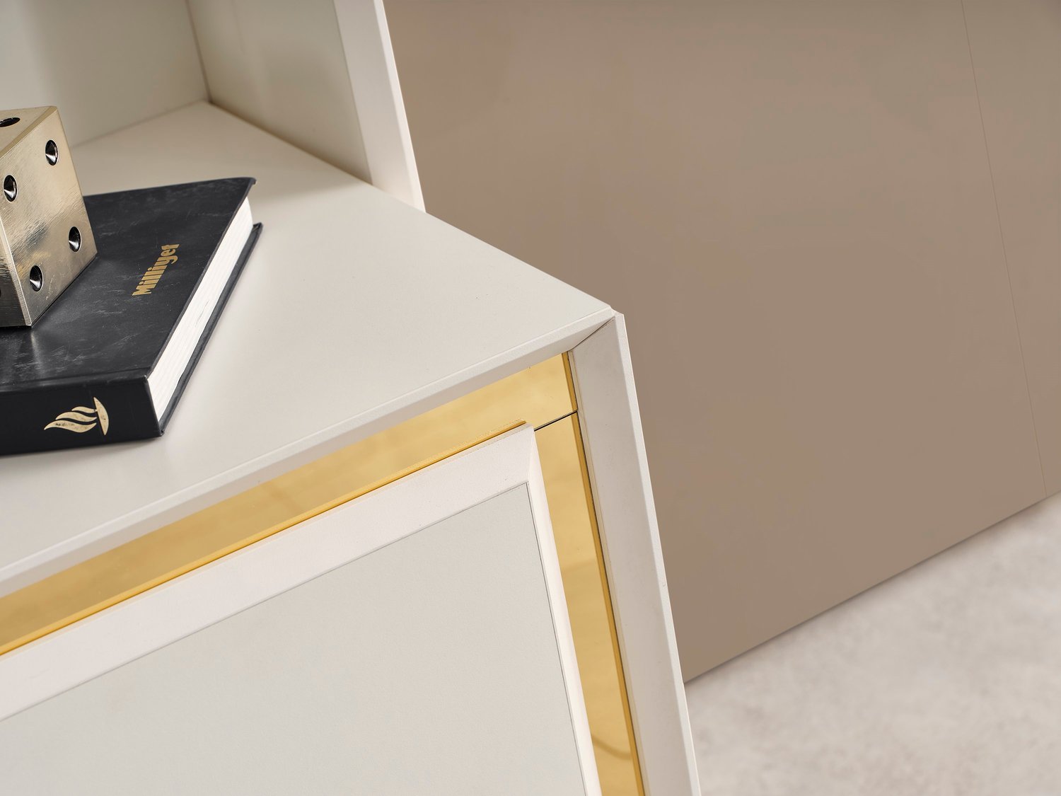 Alyans Gold Lcd Tv Sehpa Table Top üst fonlu (Sedef Krem) - 200