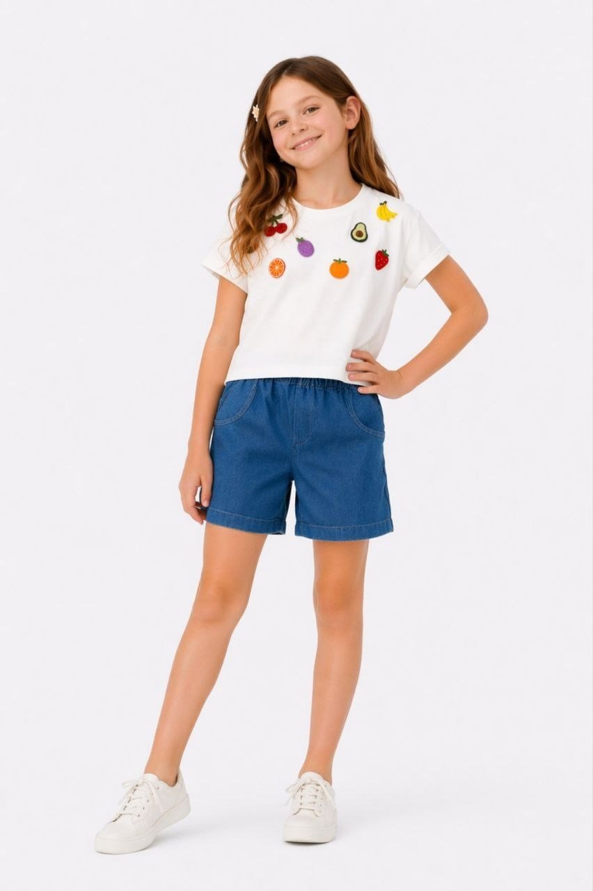 PONKİ ÇİÇEK İŞLEMELİ T-SHIRT VE KOT ŞORTLU TAKIM