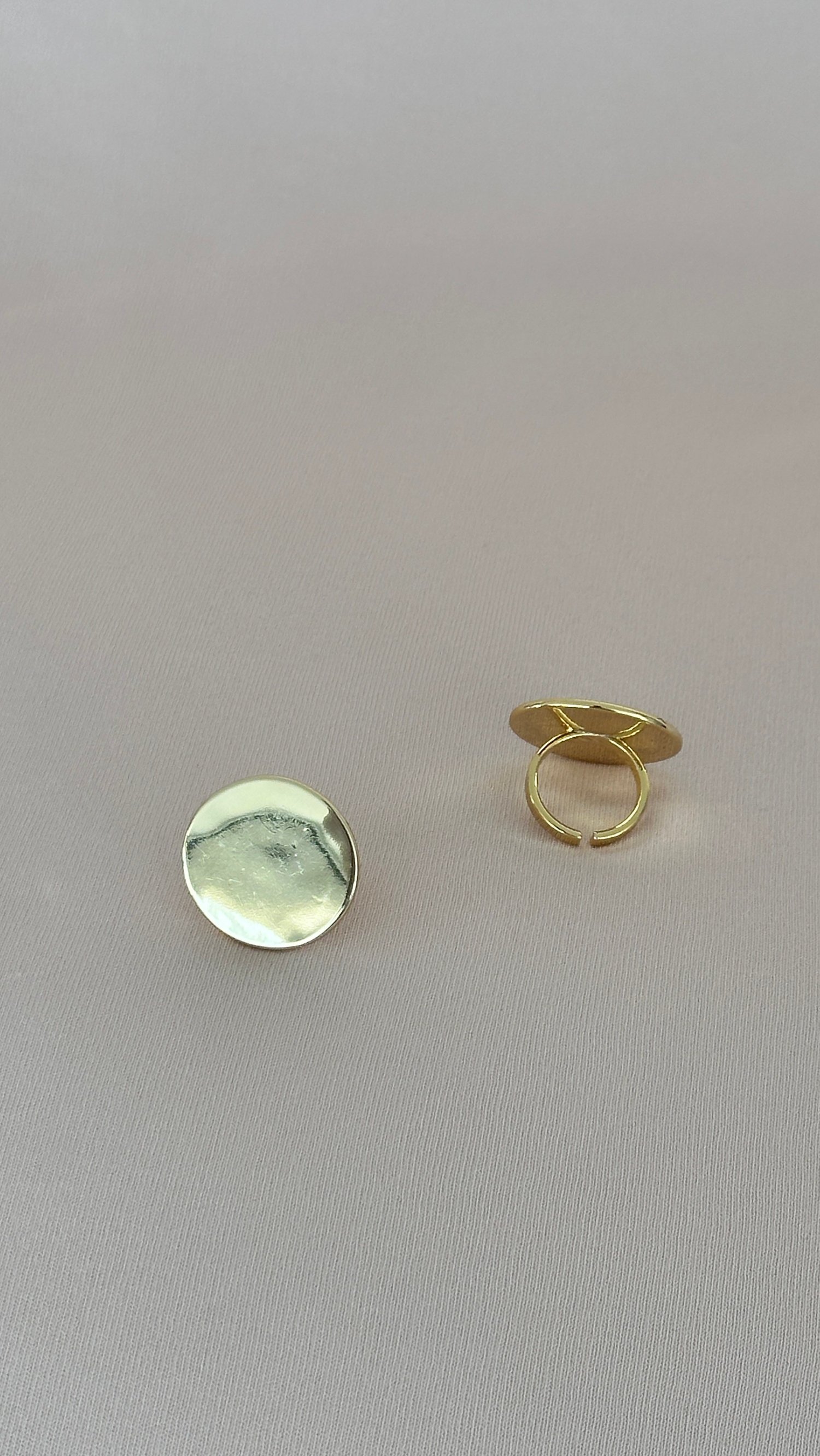 Mira Yuvarlak Minimal Gold Çelik Küpe