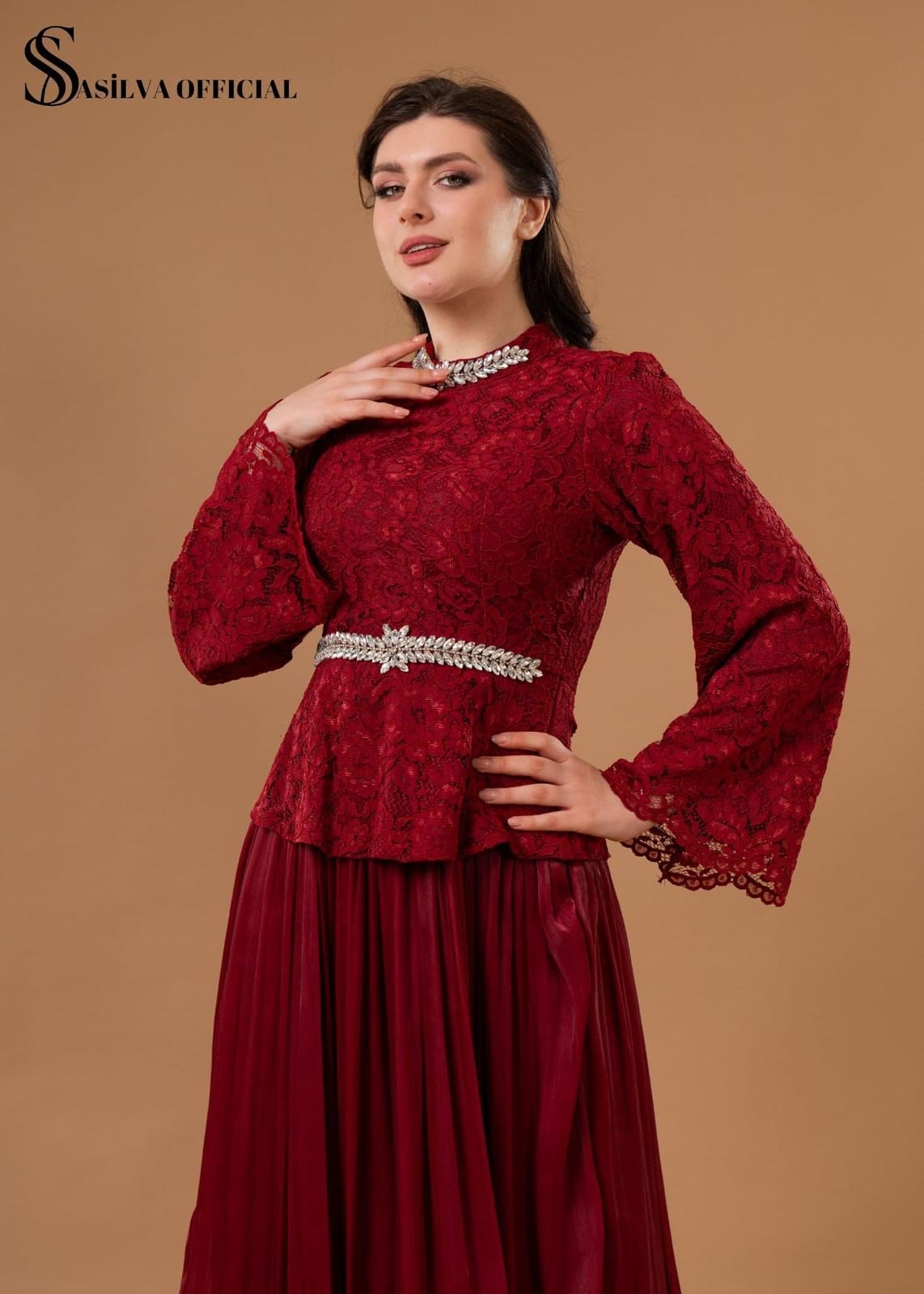 Taş Aksesuarlı Dantel Detaylı Uzun Kadın Elbise  1799