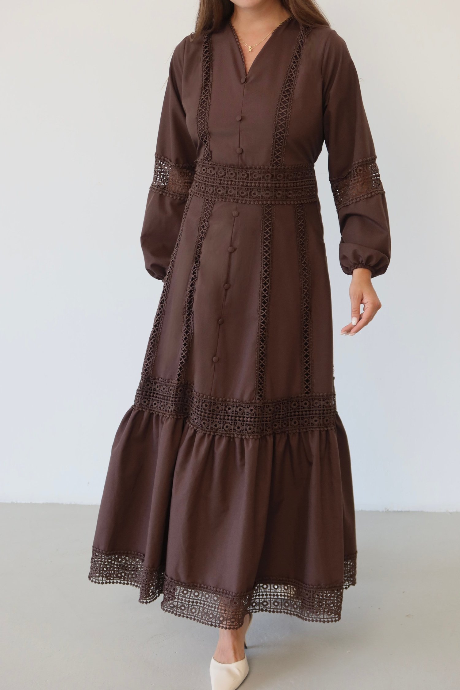 V Yaka Dantel Detaylı Uzun Elbise  1828