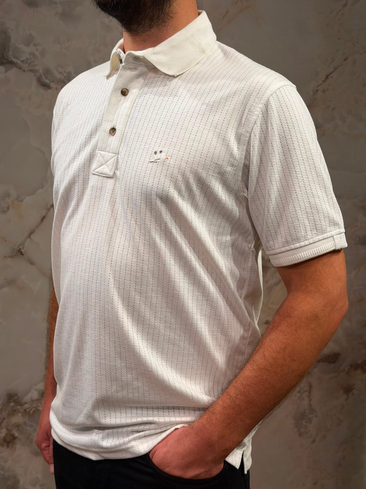 ERKEK BEYAZ DOKULU POLO YAKA TİŞÖRT 