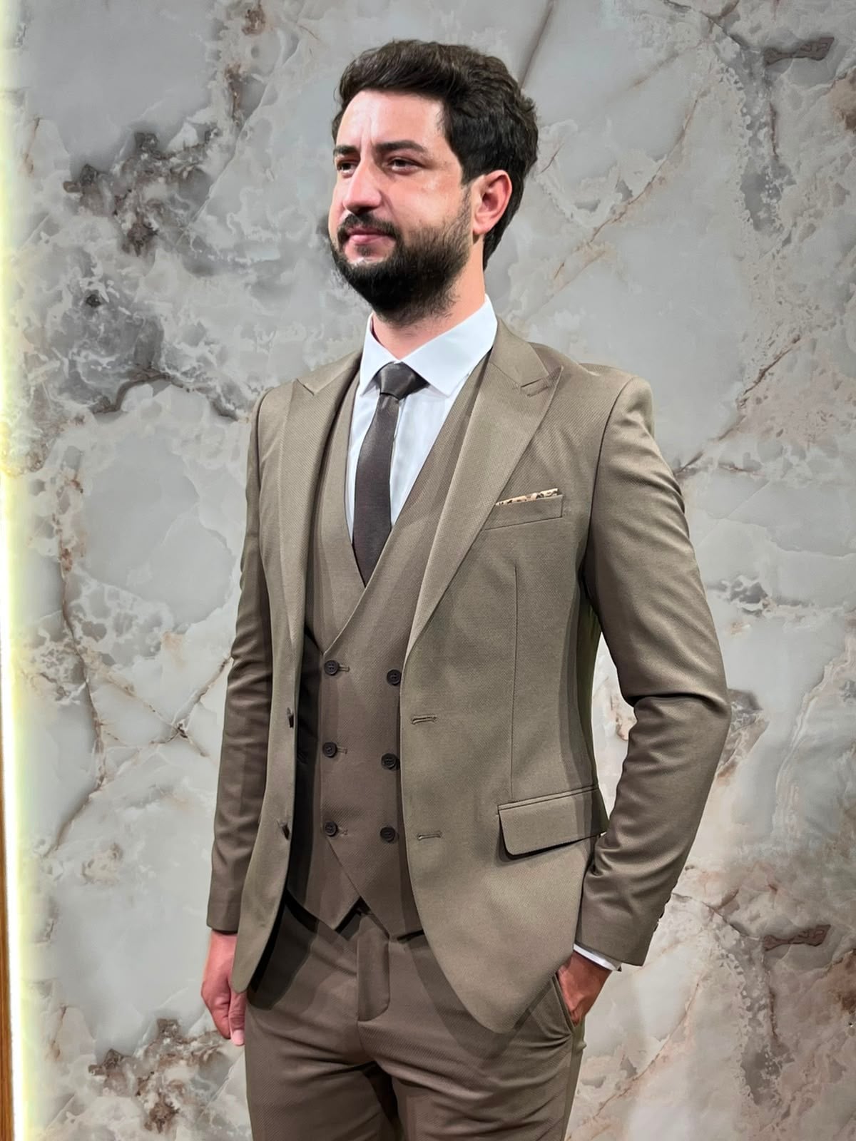 ERKEK CAMEL YELEKLİ ÜÇ PARÇA ŞIK TAKIM ELBİSE 