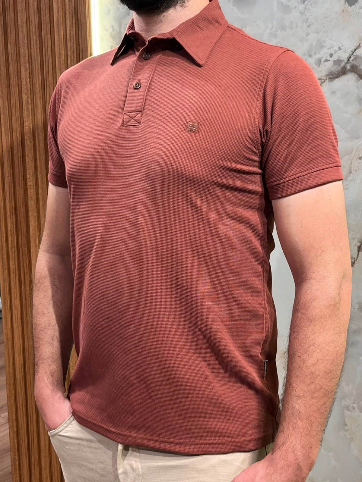 ERKEK KİREMİT POLO YAKA DOKULU TİŞÖRT 