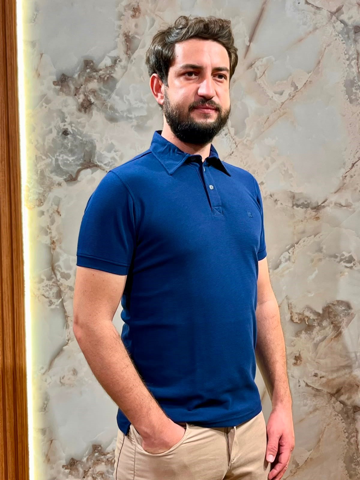 ERKEK LACİVERT POLO YAKA DOKULU TİŞÖRT 
