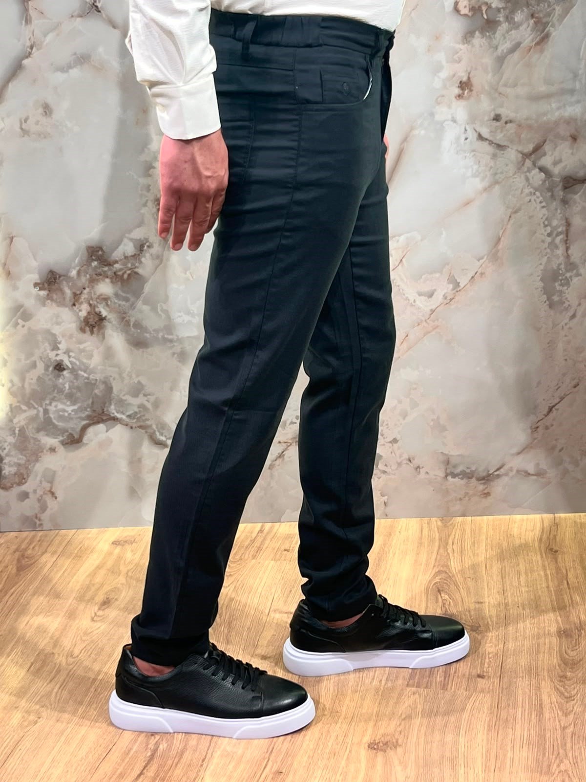 Erkek Siyah Tencel Kumaş Slim Fit Pantolon | Günlük & Klasik Kullanım