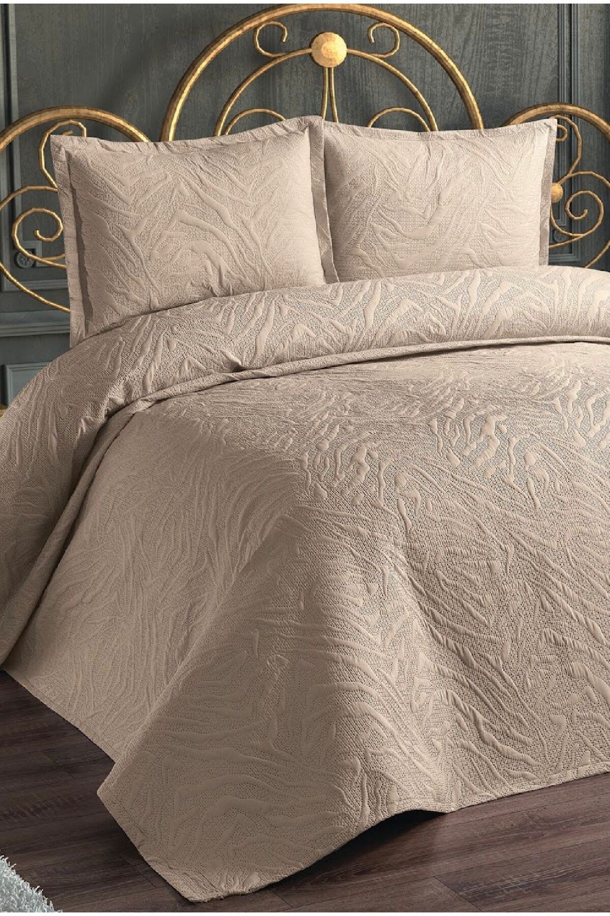 Çift Kişilik 3 Parça Jelatinde Microfiber Yatak Örtüsü Seti - 235x250 cm