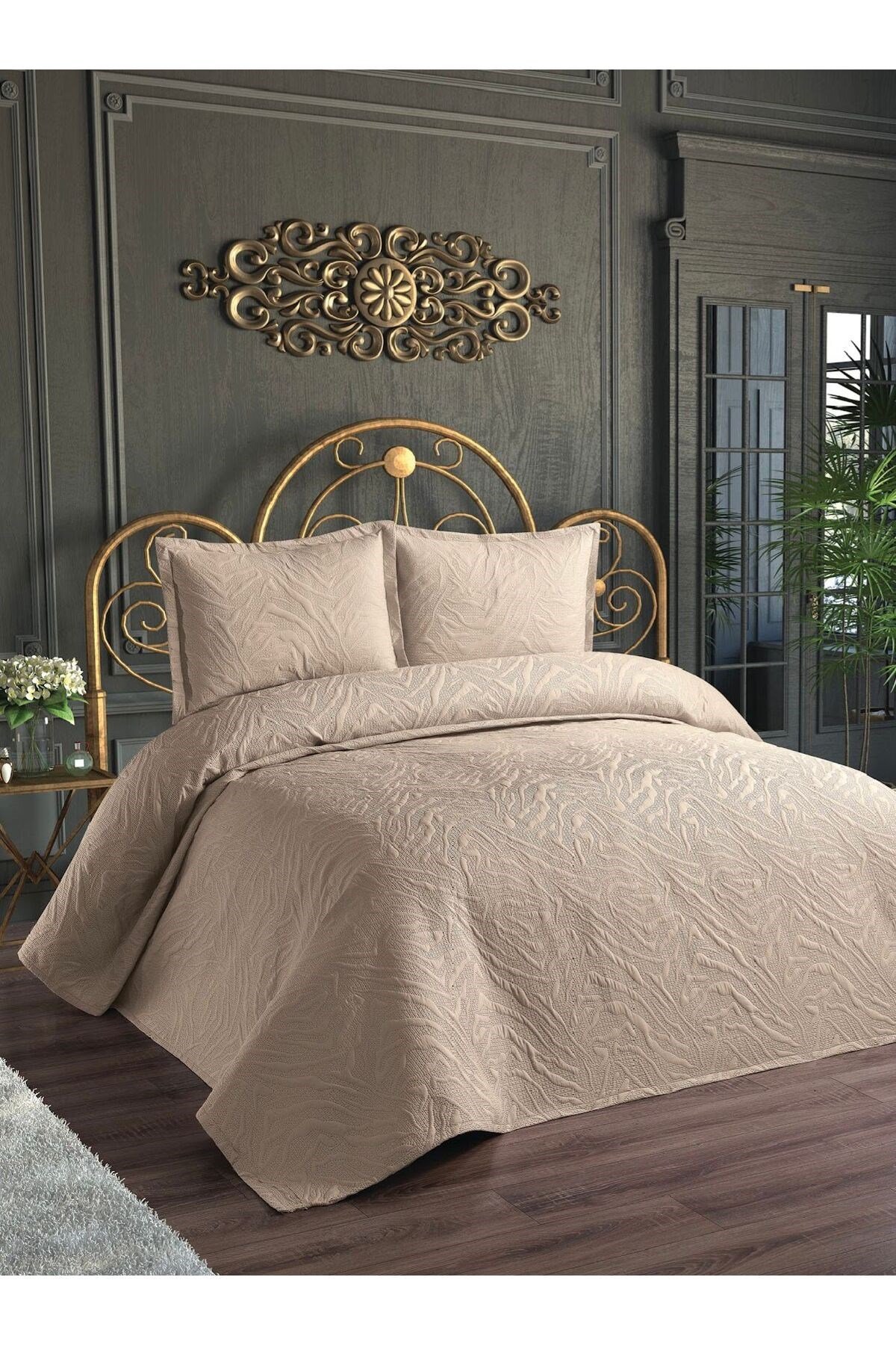 Çift Kişilik 3 Parça Jelatinde Microfiber Yatak Örtüsü Seti - 235x250 cm