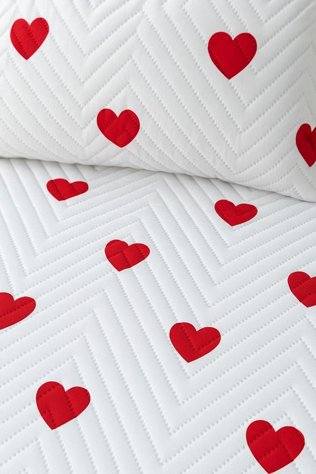 Çift Kişilik Çeyizlik Pike Yatak Örtüsü Takımı 200x220 Cm 2 Yastık Kılıflı Çok Amaçlı Battaniye