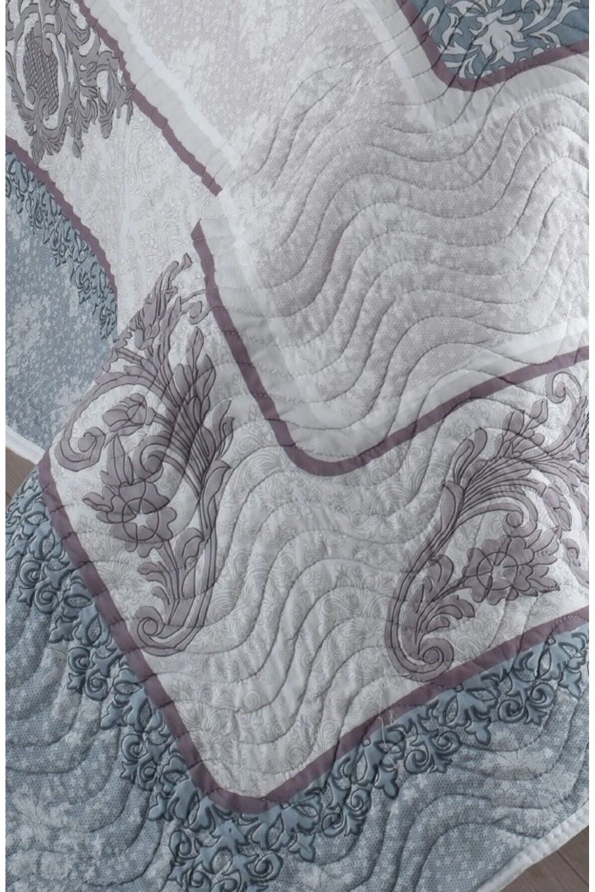 Çift Kişilik Microfiber Kapitone Yatak Örtüsü(GLORİA KAHVE)