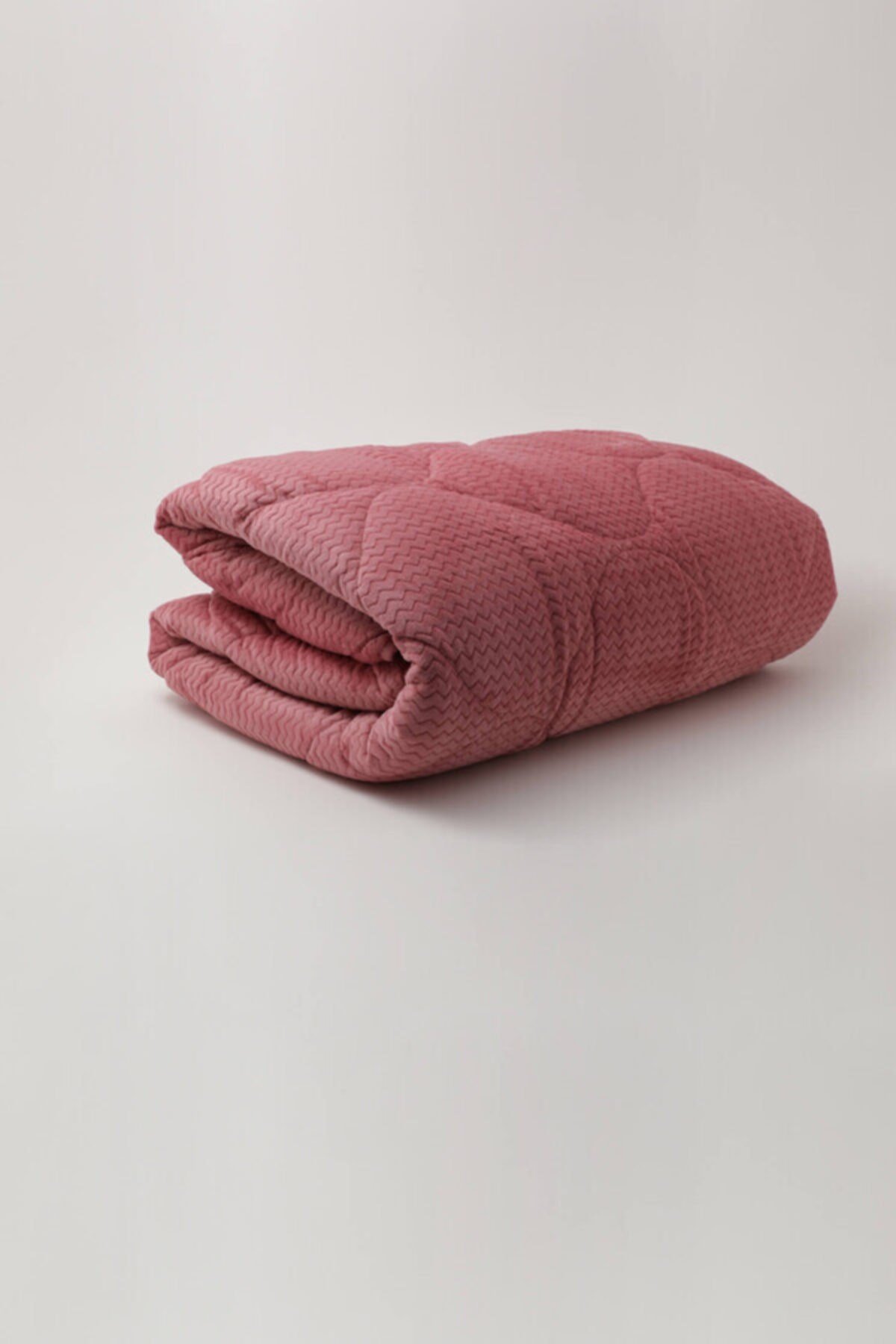 Fashion Zigzaglı Çift Kişilik Micro Yorgan - Pembe