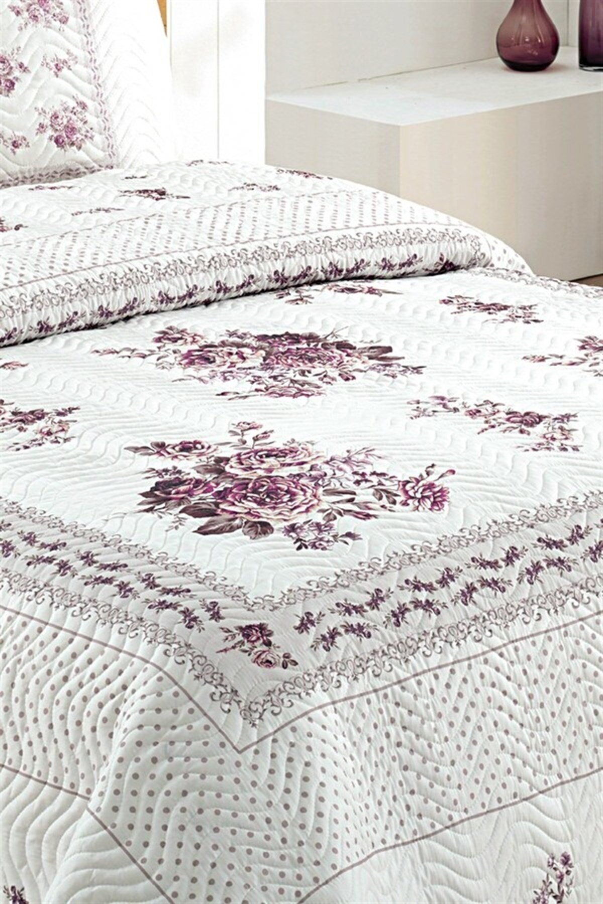 Flower Çift Kişilik Kapitone Yatak Örtüsü Takımı