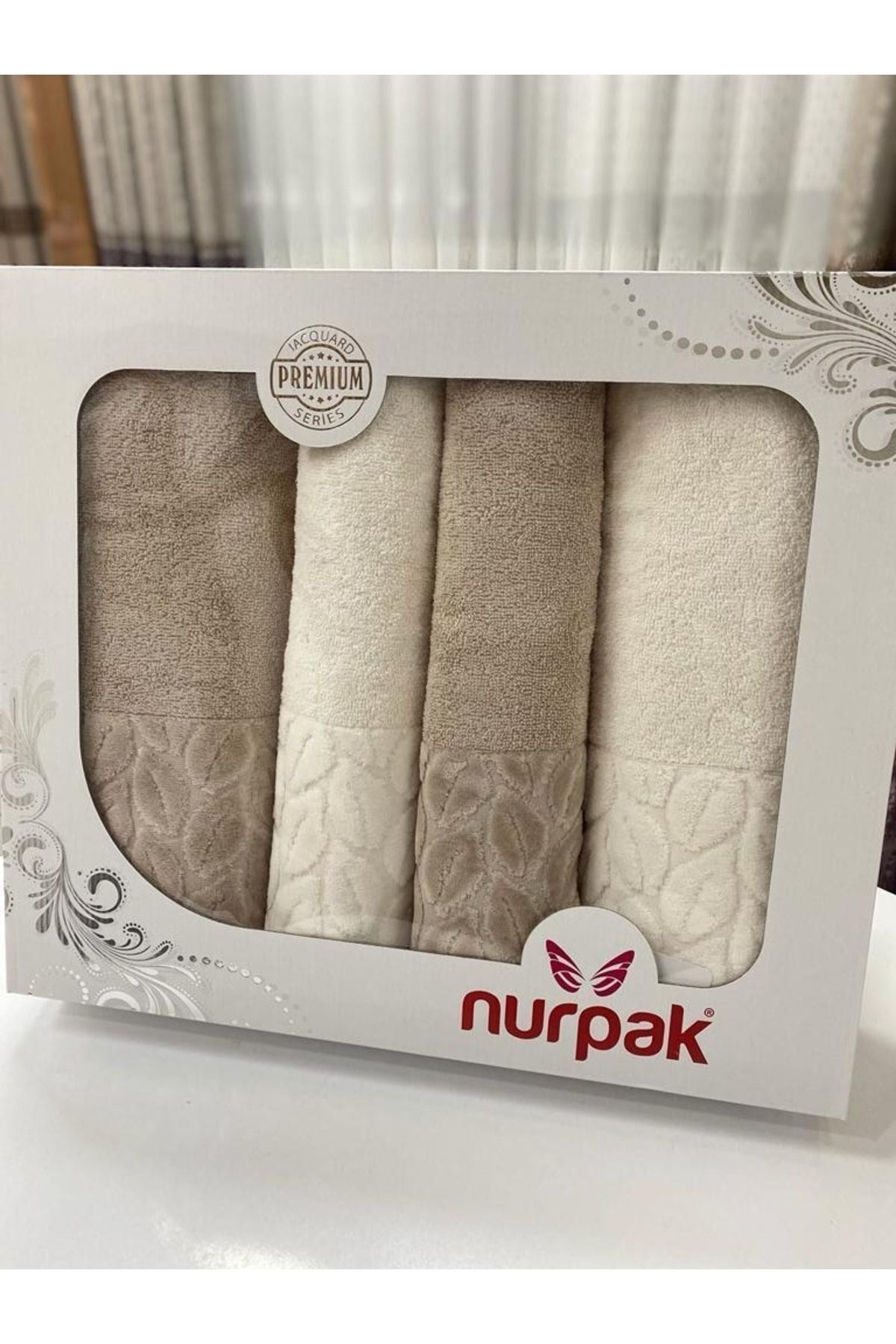 Hazal Banyo Havlu Takımı (4 Parça)
