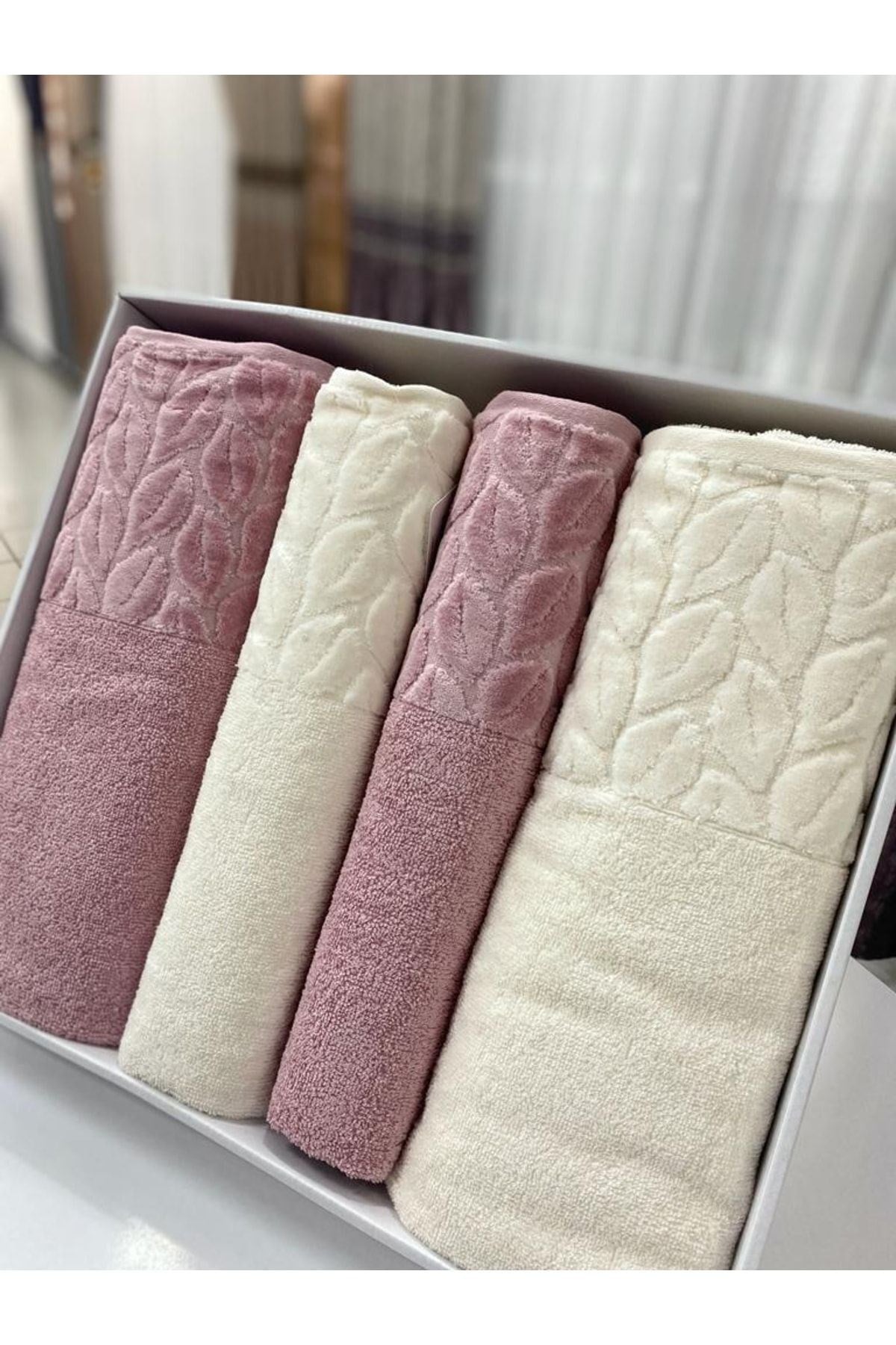 Hazal Banyo Takımı - Nurpak 4'lü Hamam Havlu Takımı-2adet 50x90-2adet 90x150 havlu