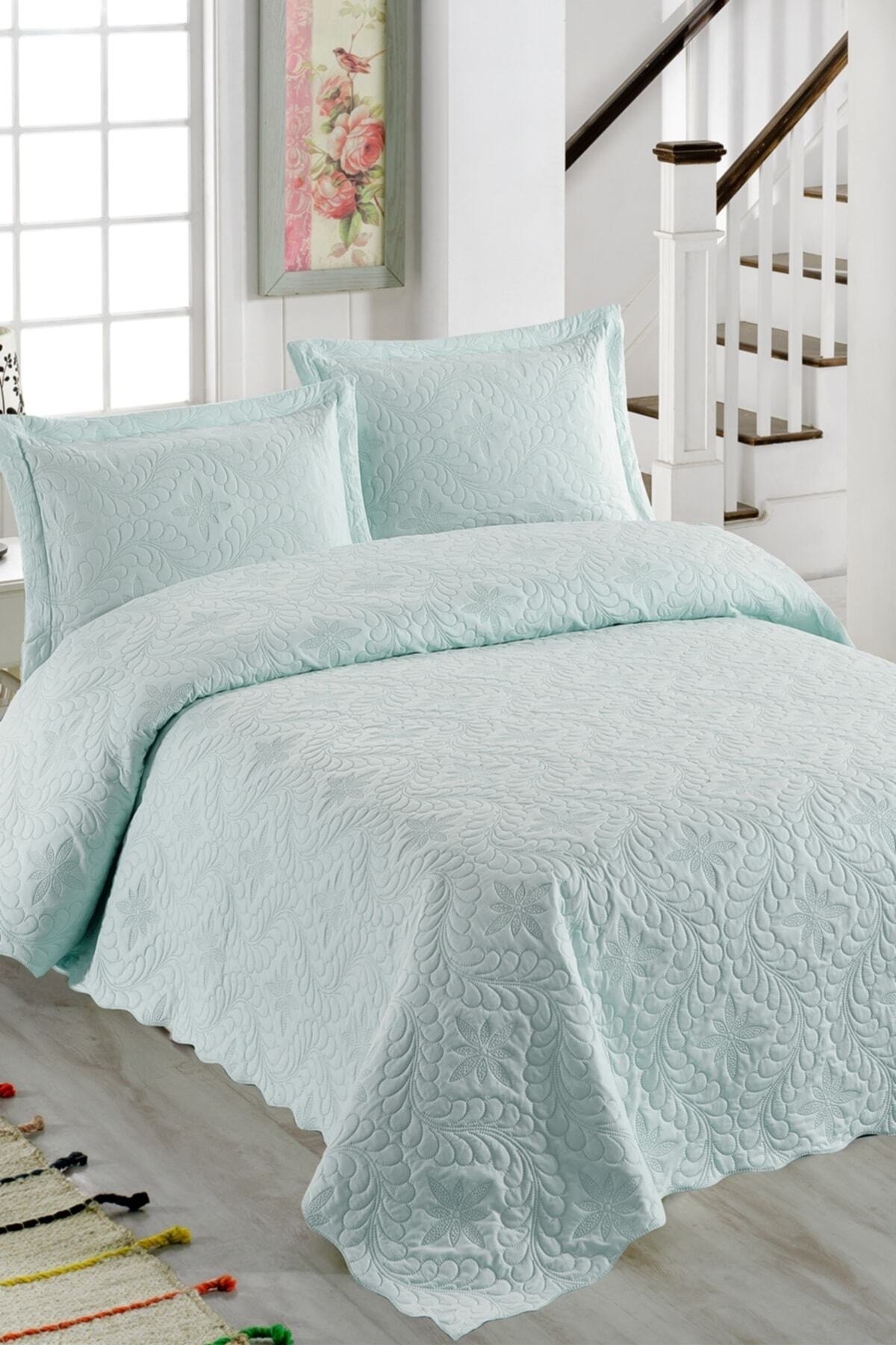 Ivy Açık Yeşil Çift Kişilik Microfiber Kapitone Yatak Örtüsü