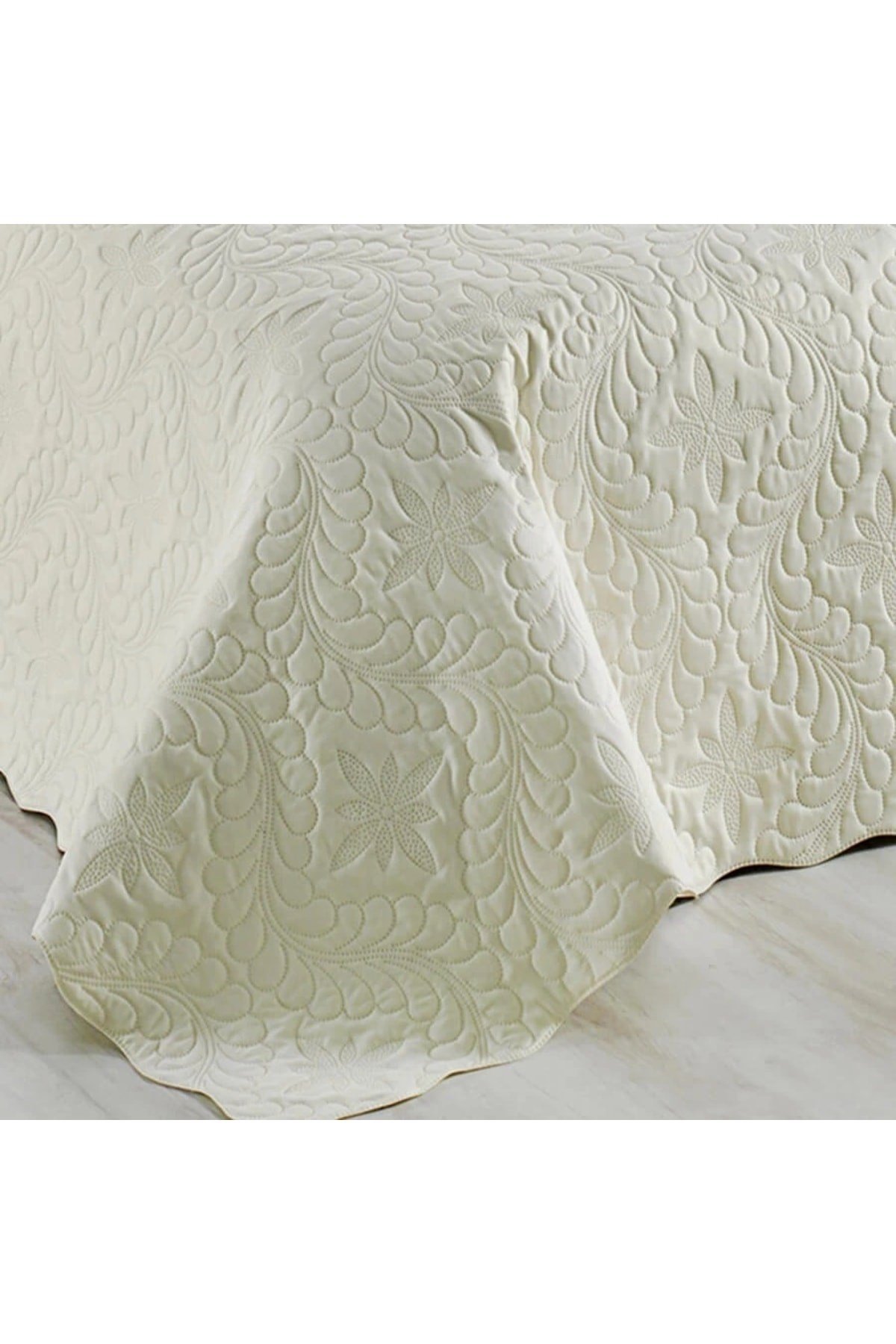 Ivy Krem Tek Kişilik Microfiber Kapitone Yatak Örtüsü Ekru