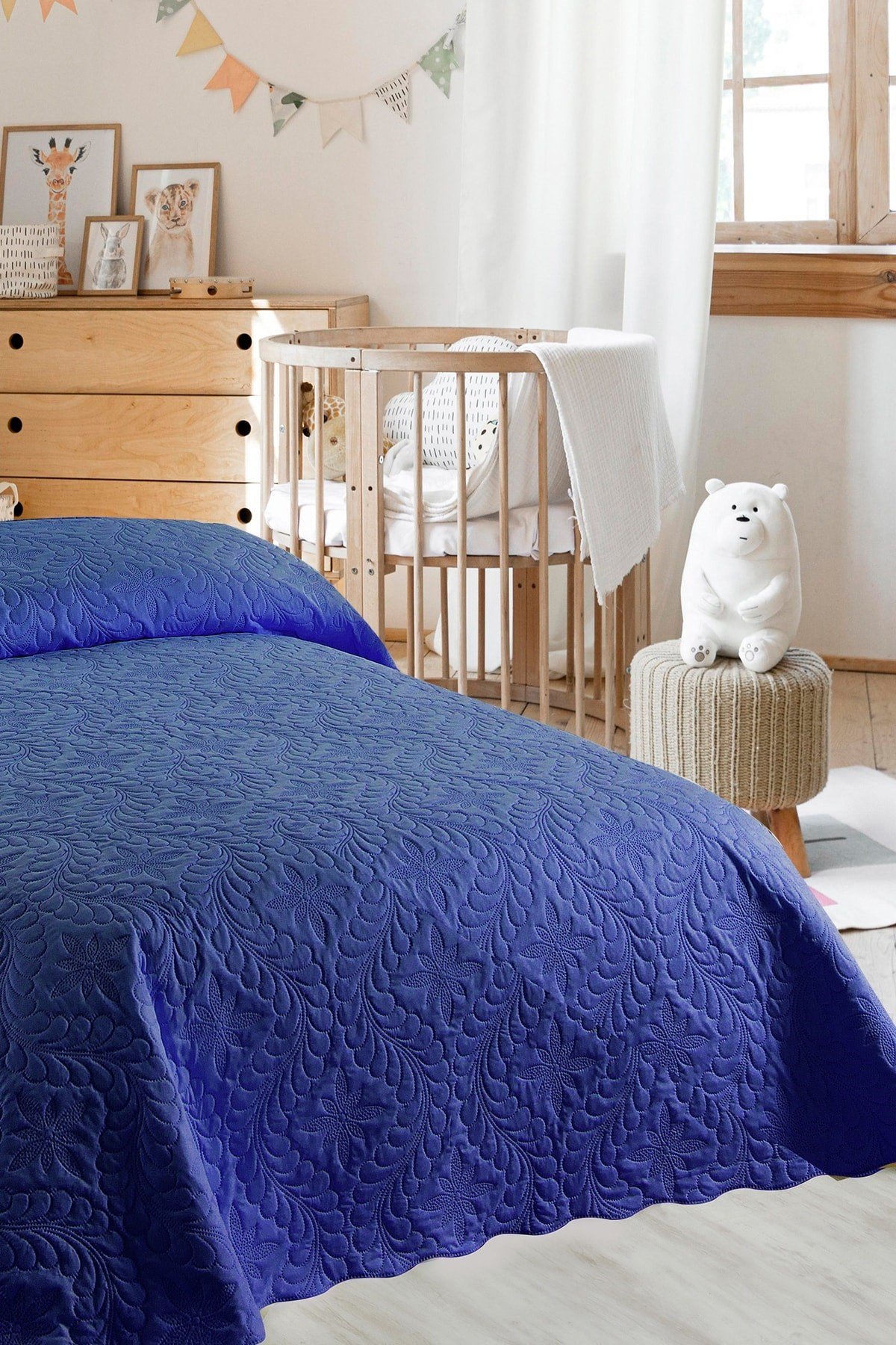 Ivy Lacivert Tek Kişilik Microfiber Kapitone Yatak Örtüsü