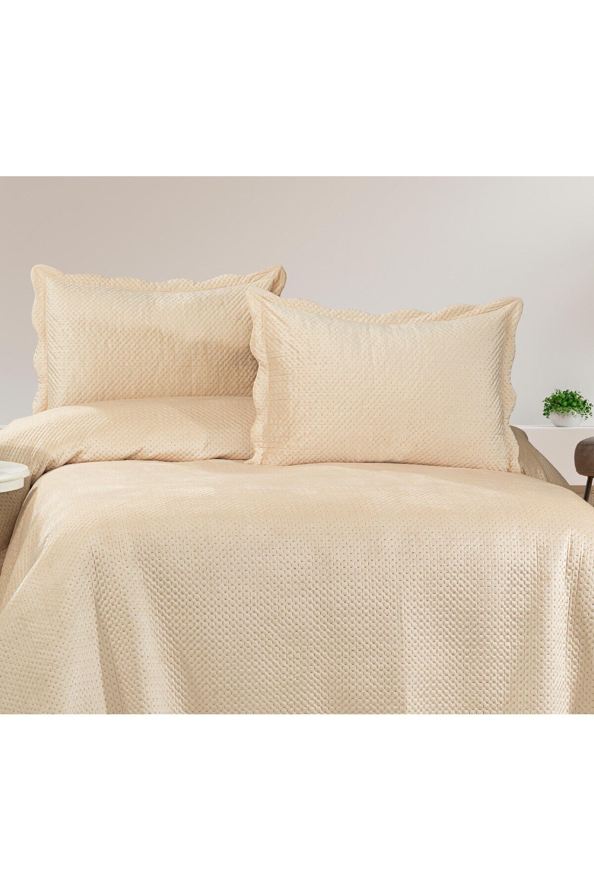 Kadife Çift Kişilik Yatak Örtüsü Seti | 250x260 cm | Yumuşak Dokulu, Şık Tasarım | PVC Çantalı
