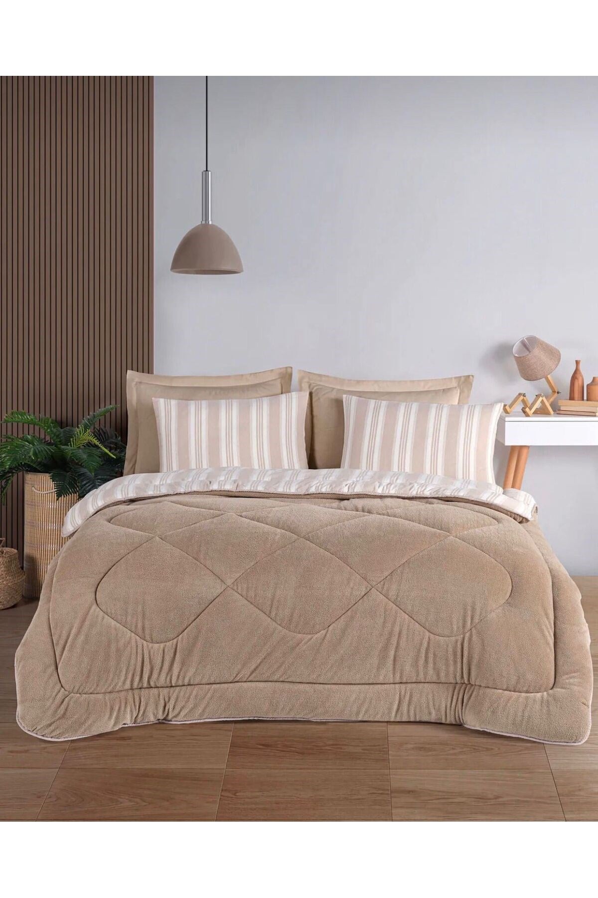 Kristal Soft Relax Çift Kişilik Uyku Seti - Çift Taraflı - Wellsoft Yorgan - Orijinal Çantalı