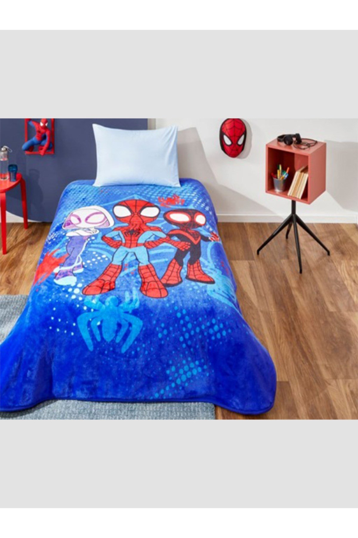 Lisanslı Battaniye Spidey And Friends Tek Kişilik