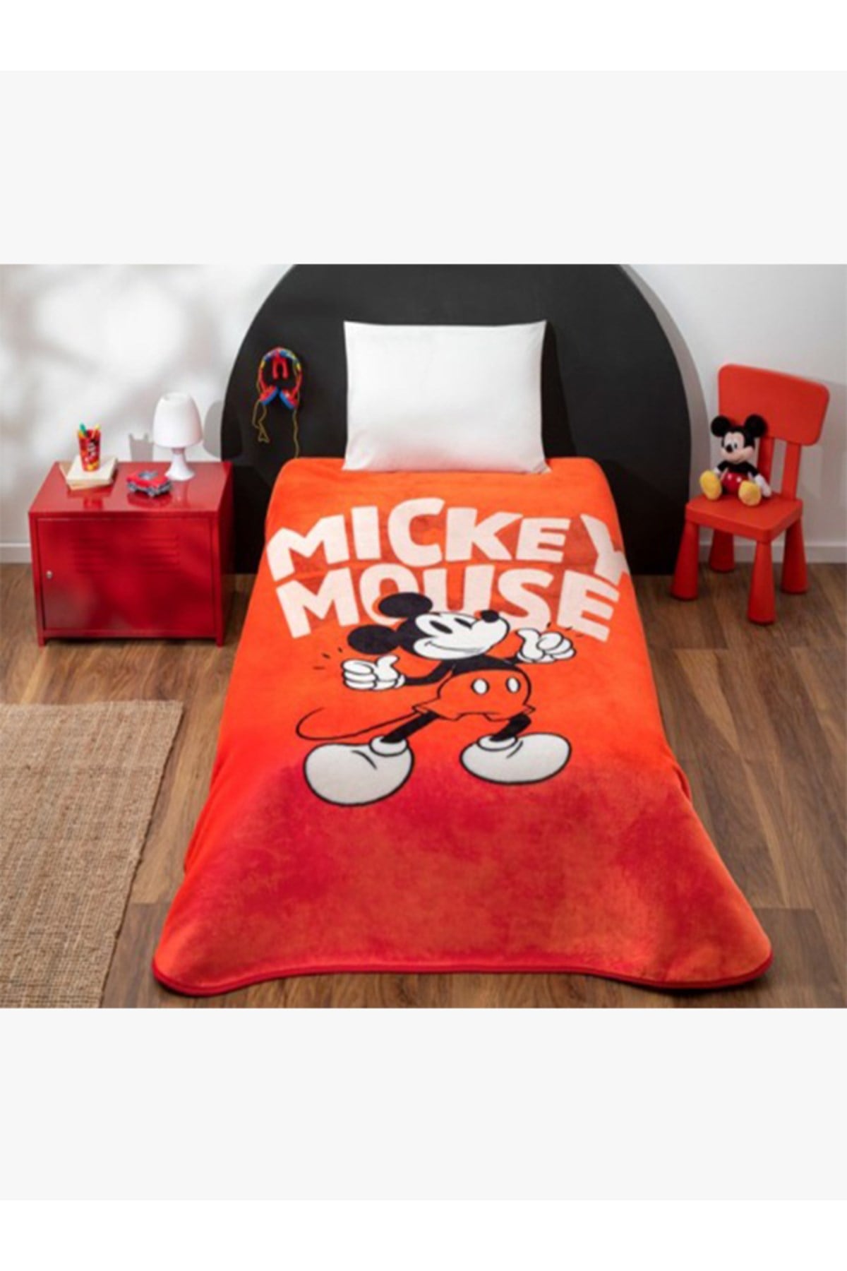 Lisanslı Disney Mickey Mouse Classic Red Tek Kişilik Battaniye