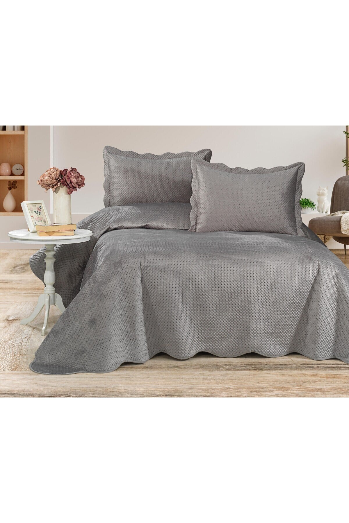 Lüks Kadife Çift Kişilik Yatak Örtüsü Seti (3 Parça) – 250x260 cm – Şık Tasarım - Orijinal PVC Çanta