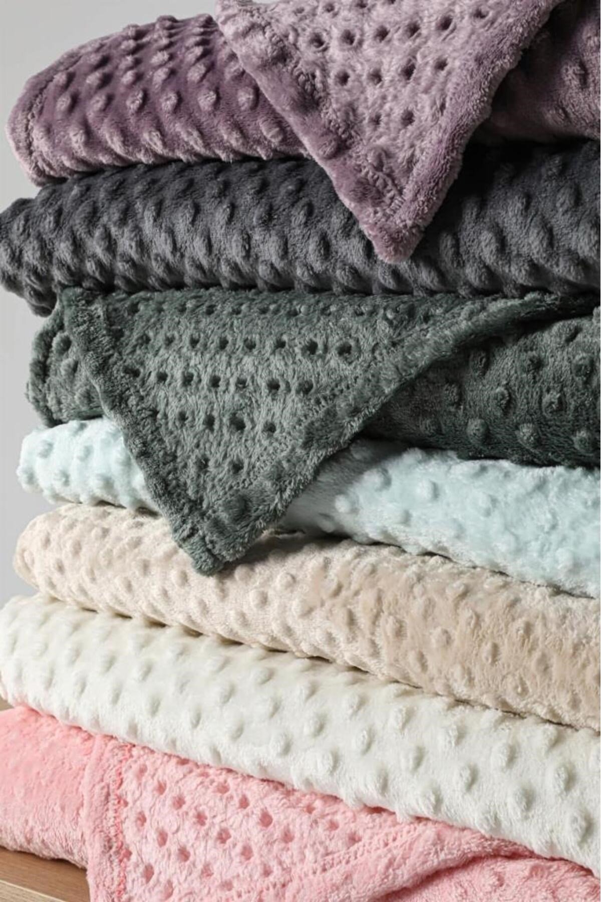 Merinos Pearl Tomurcuk Gri Çift Kişilik Battaniye