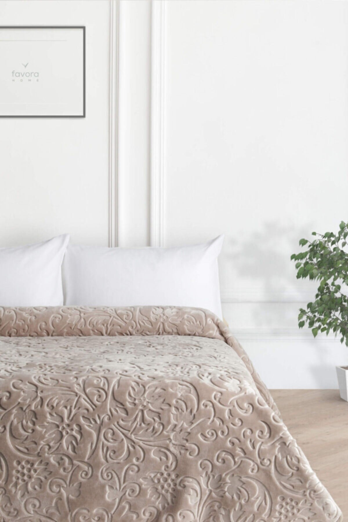 Merinos Romance Çiçek Kabartmalı Çift Kişilik Battaniye - Vizon