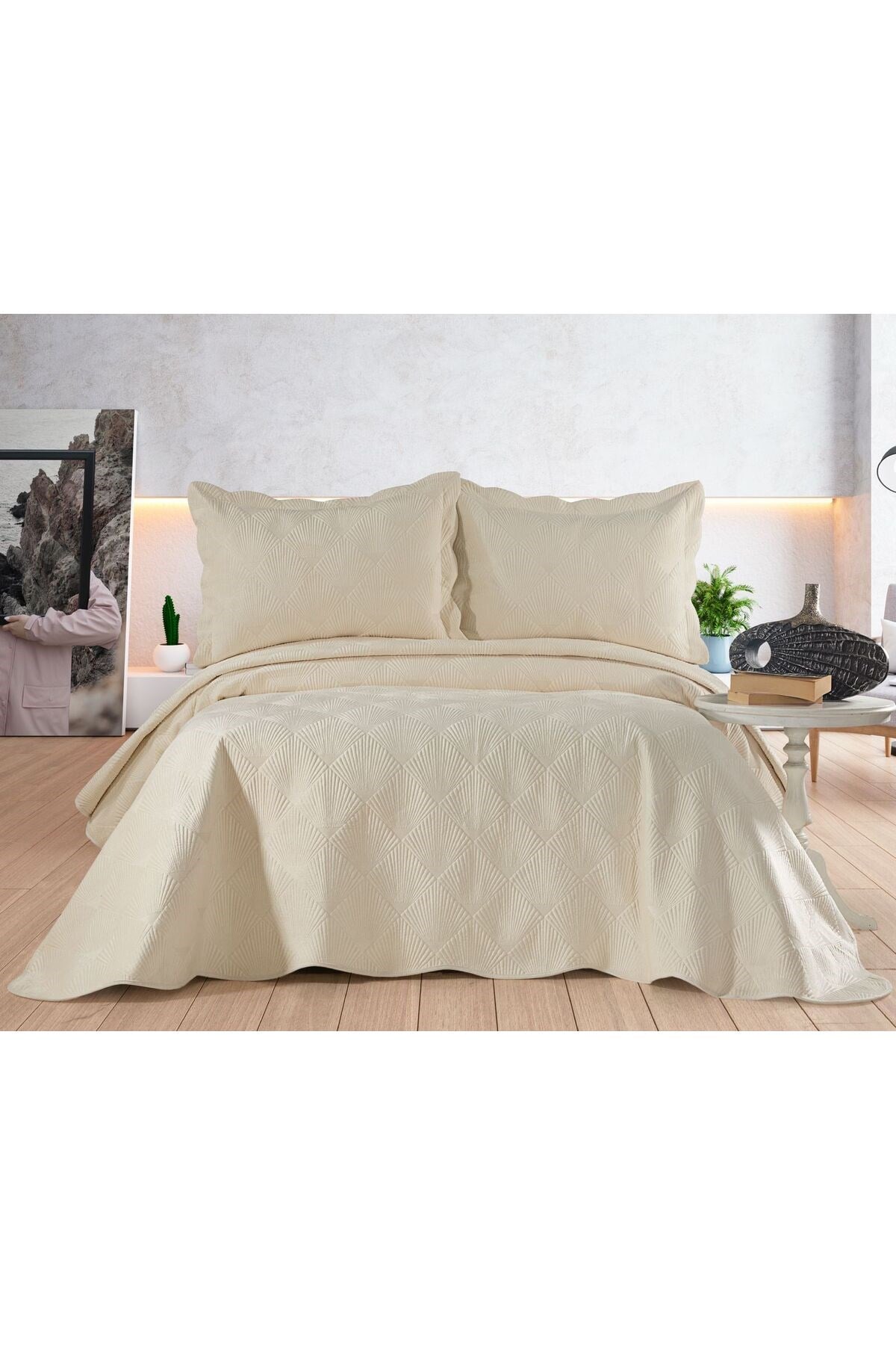 Nakışlı Kadife Çift Kişilik 3 Parça Yatak Örtüsü Seti - 250x260 cm - Pvc Çantalı - %100 Pamuk