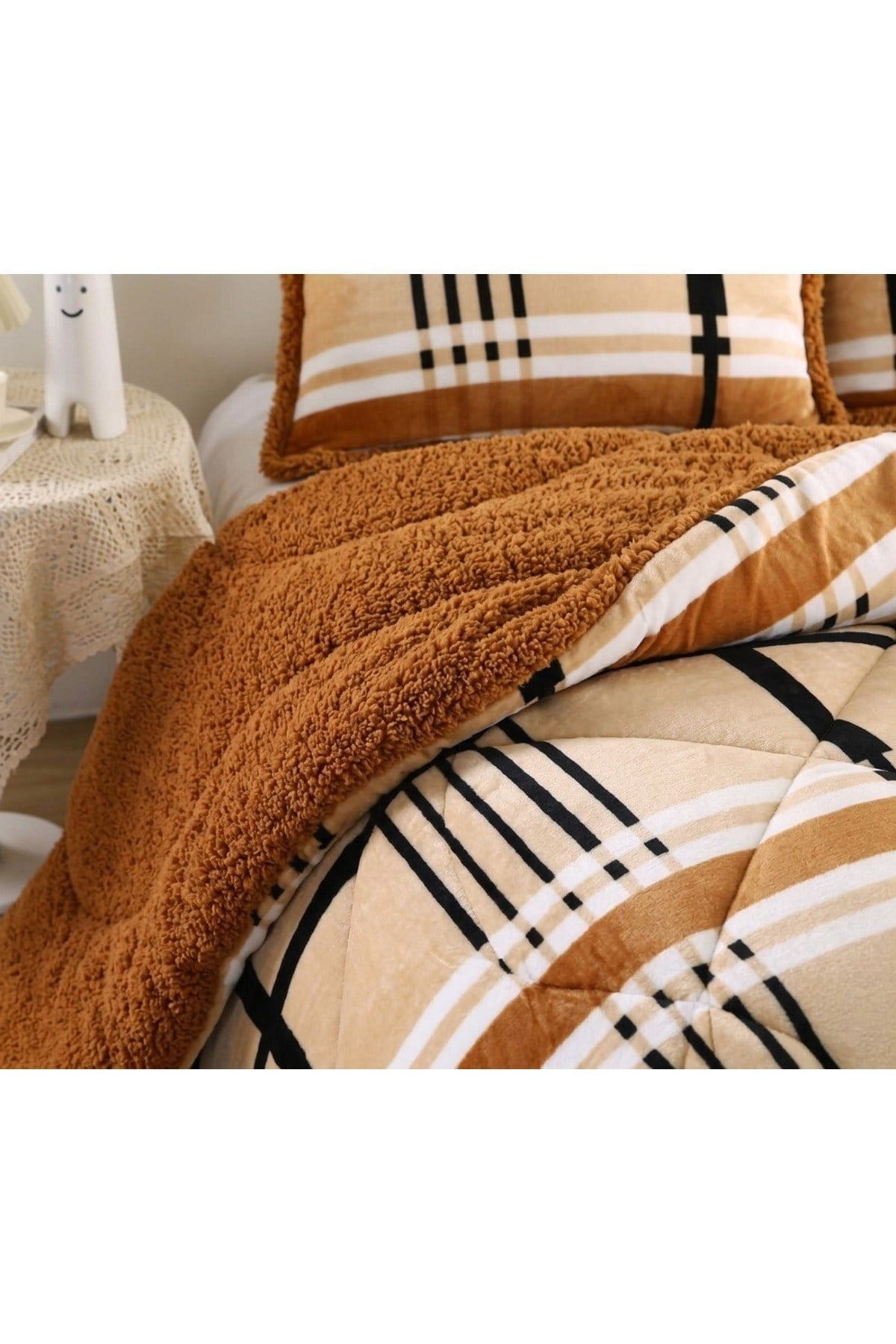 Osotto Çift Kişilik Desenli Comforter Yorgan Seti | 220x240 cm | Şık, Yumuşak Dokulu | Çeyizlik & Günlük Kullanım