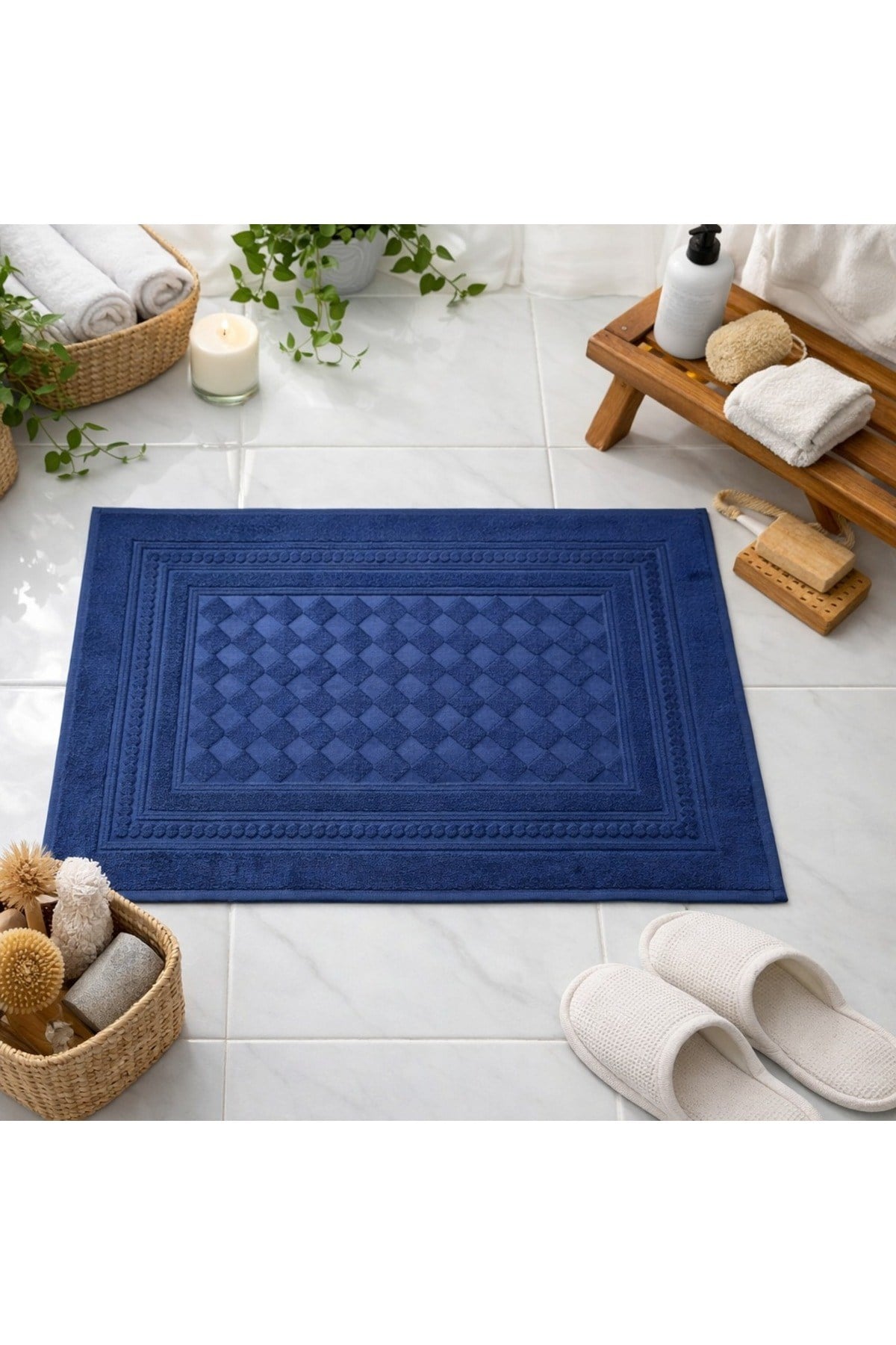 Piramit Desenli Lüks Ayak Havlusu | 50x70 cm | %100 Pamuk | Ultra Yumuşak Doku | Yüksek Emicilik | Dayanıklı ve Şık
