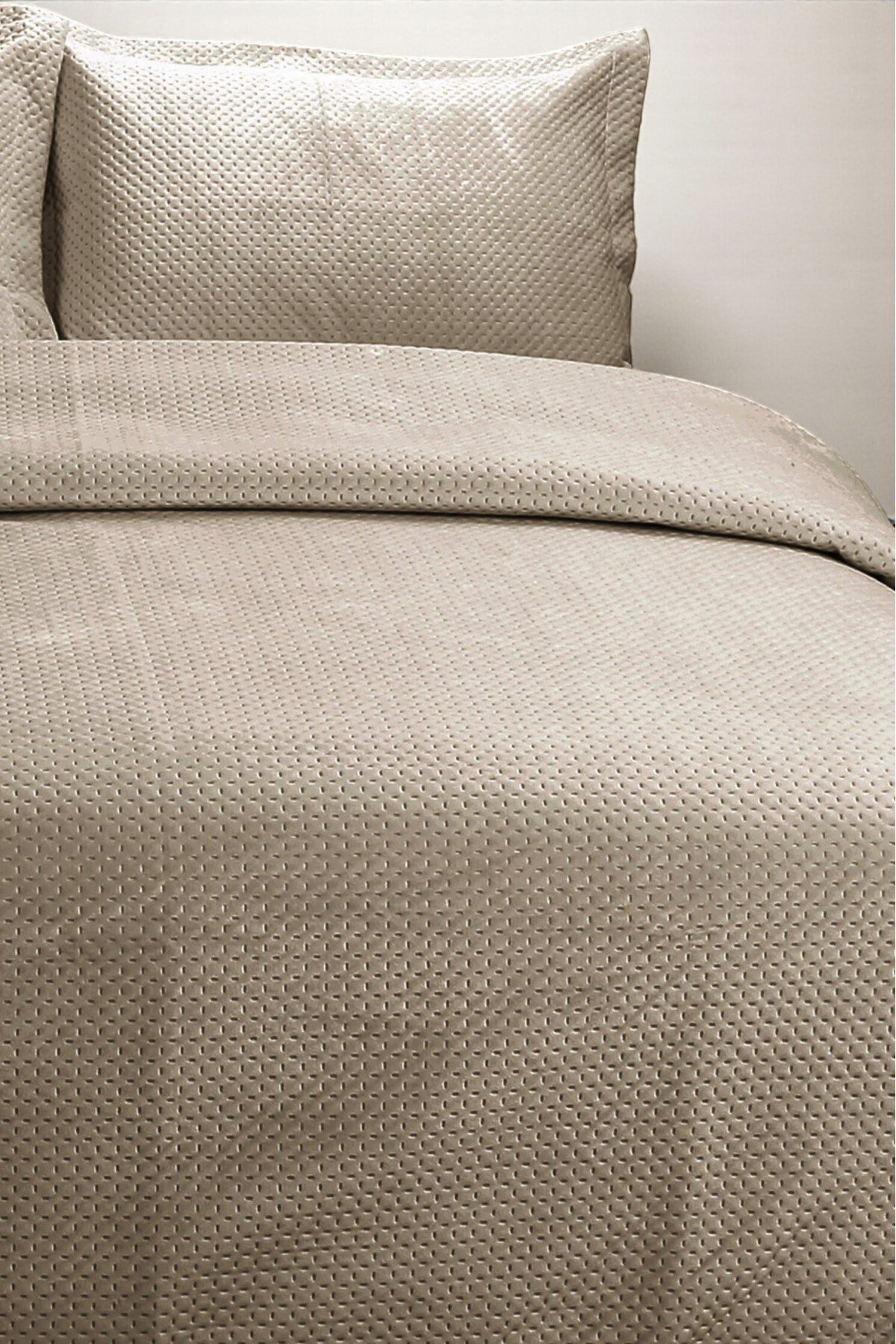 Premium Lüks Kadife Çift Kişilik Yatak Örtüsü Seti (3 Parça) - 240x260 cm - Pvc Çantalı