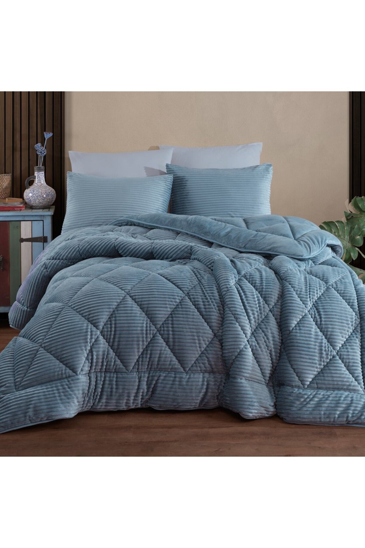 Premium Soft Çift Kişilik Yorgan Seti, Yorgan ve 2 Adet Yastık Kılıfı