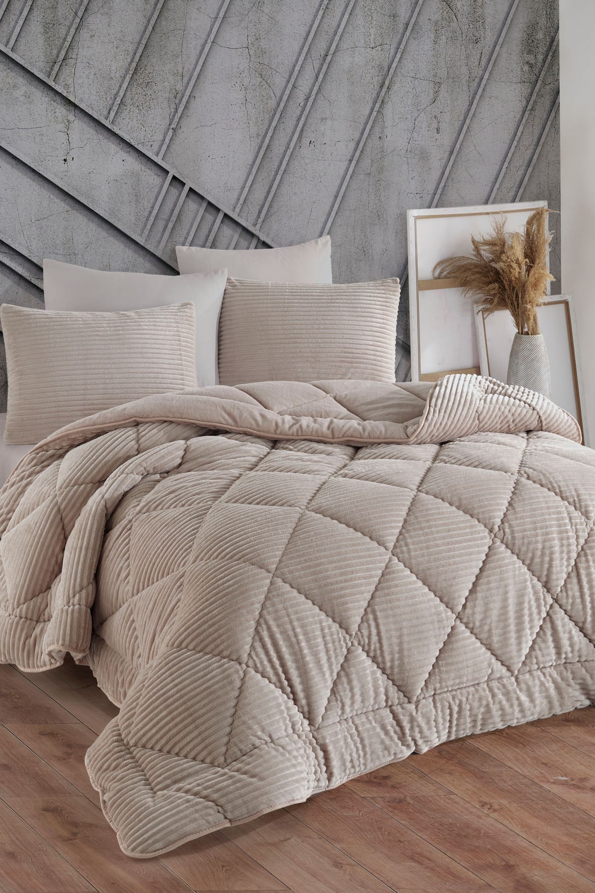 Premium Soft Çift Kişilik Yorgan Seti Bej
